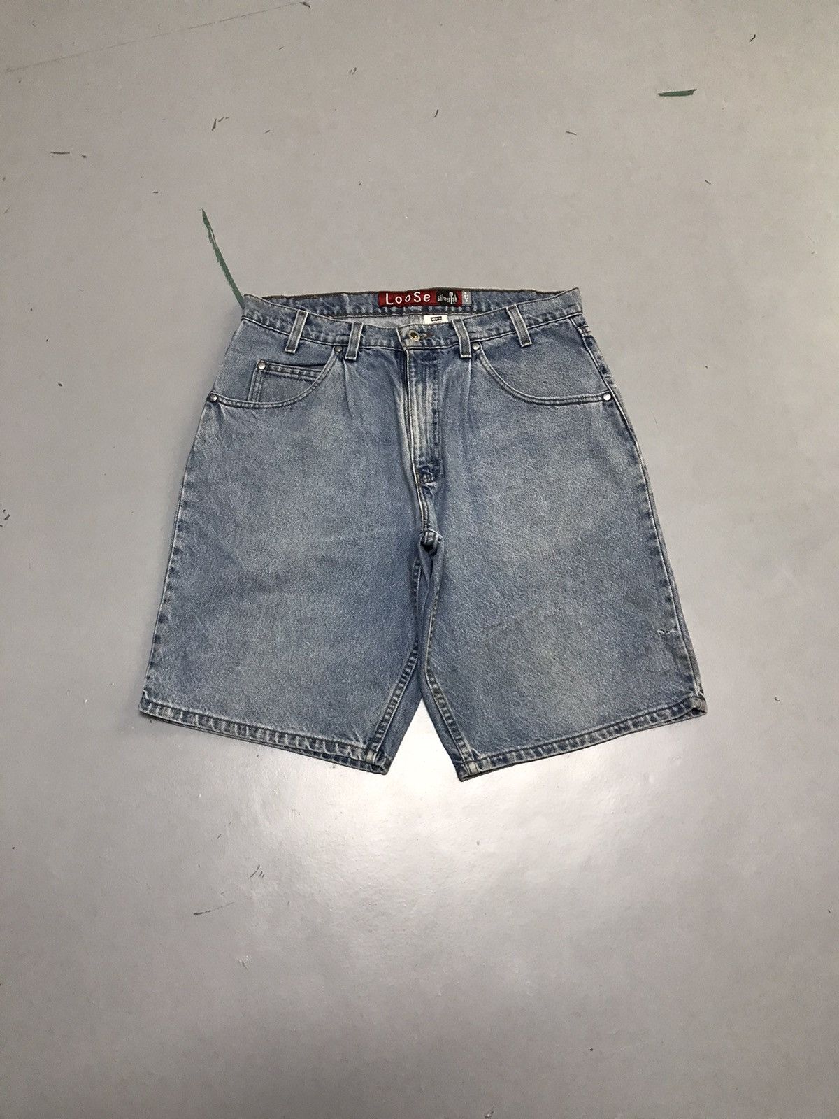 Levi's Vintage Levi’s silver tab jort Size US 34 / EU 50 - 1 Thumbnail