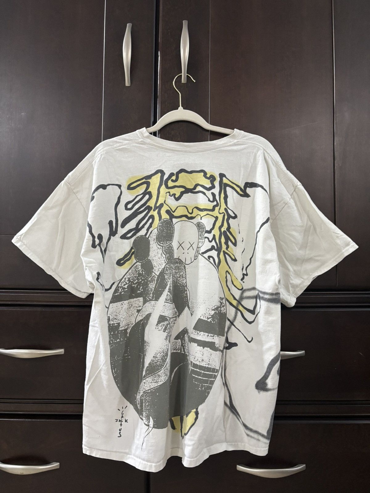 Fragment Design × Kaws × Travis Scott Kaws x Cactus Jack T-Shirt Size US XL / EU 56 / 4 - 2 Thumbnail
