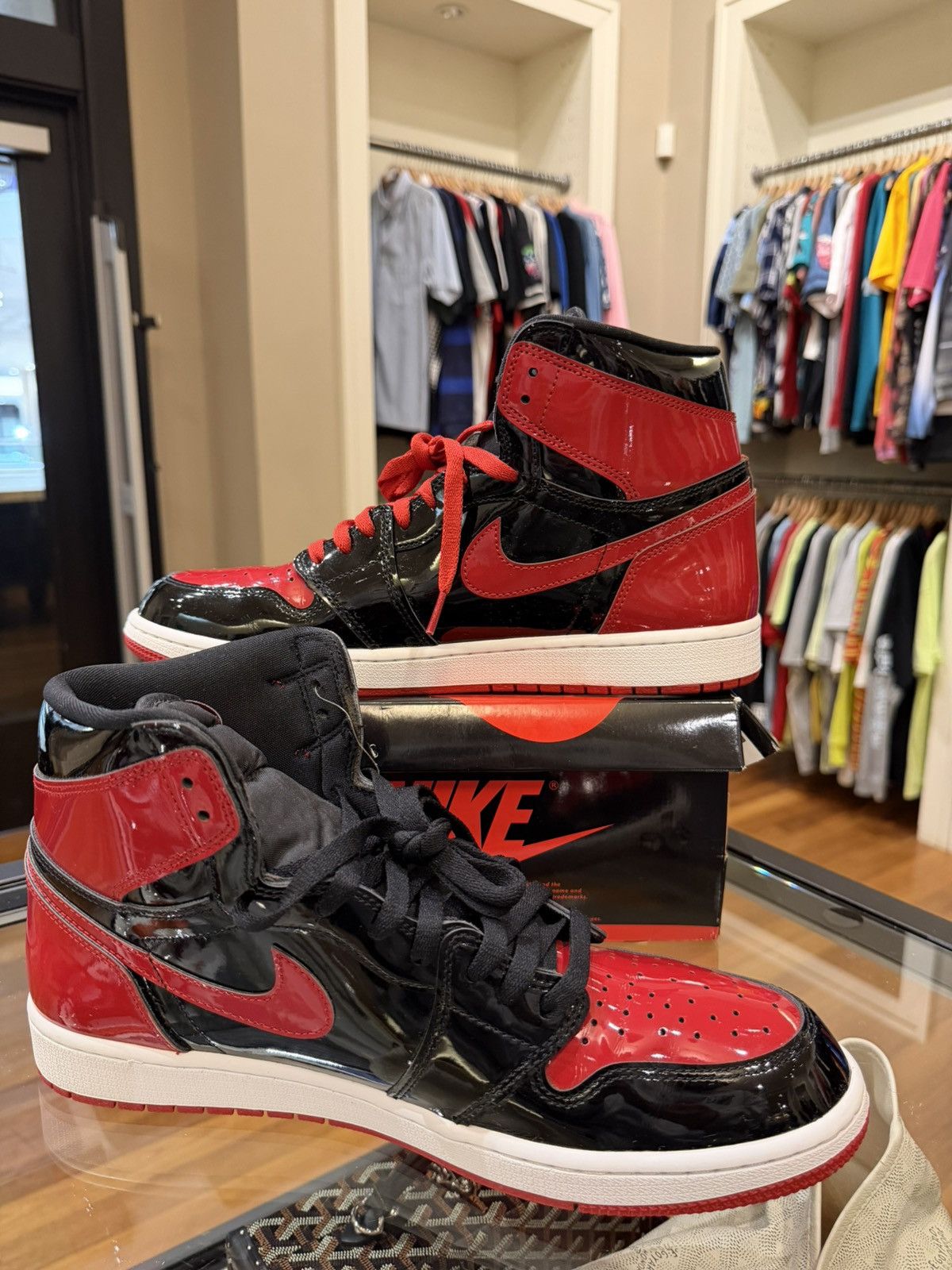 Jordan Brand Jordan 1 Retro High OG ‘Patent Bred’ Size US 13 / EU 46 - 3 Thumbnail