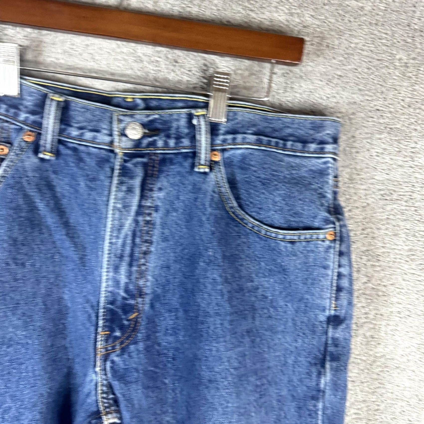Levi's Levi's 550 Jeans Mens 36x29 Blue Relaxed Fit Tapered Leg Denim Medium Wash Casual Size US 36 / EU 52 - 3 Thumbnail