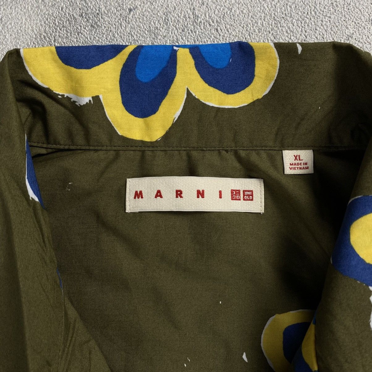 Marni × Uniqlo Marni x Uniqlo Oversized Printed Short Sleeve Floral Shirt Size US XL / EU 56 / 4 - 5 Thumbnail