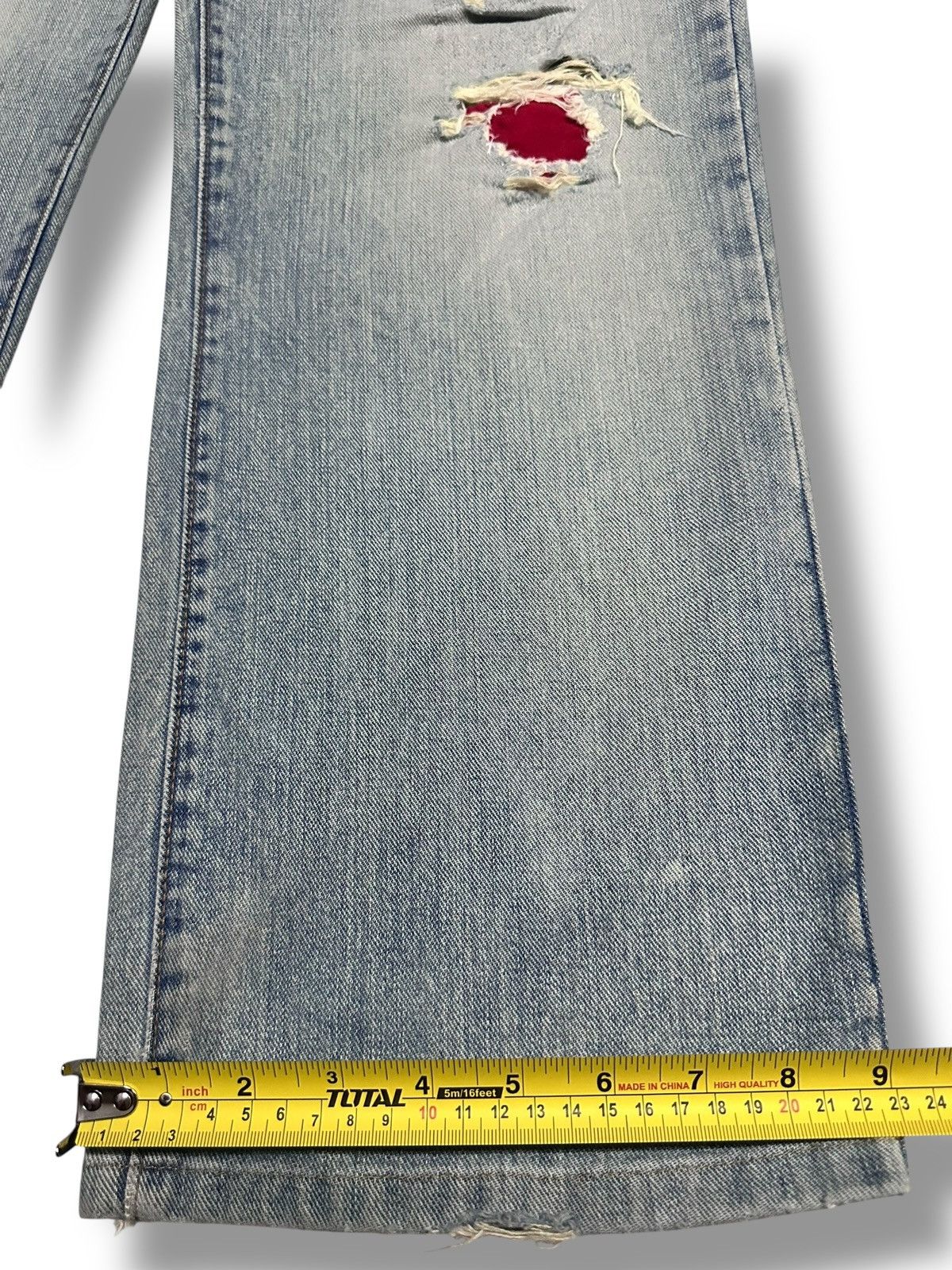 Wrangler Authentic Wrangler Baggy Jeans With Patch Distressed Faded Size US 31 - 16 Thumbnail