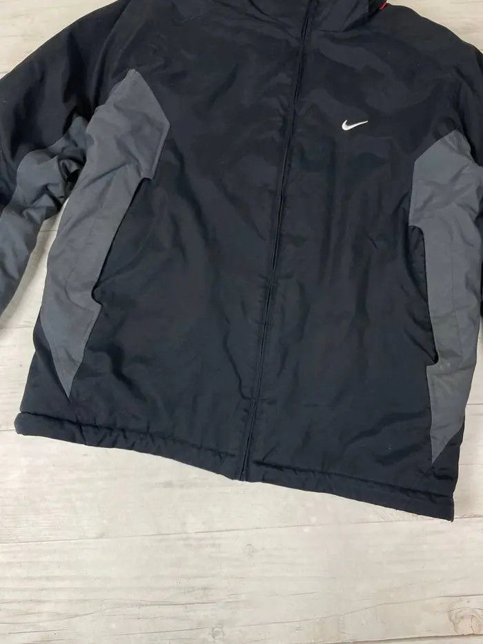 Nike Vintage Nike Big Logo Swoosh 2000s Puffer Jacket Drill Rap Size US M / EU 48-50 / 2 - 4 Thumbnail