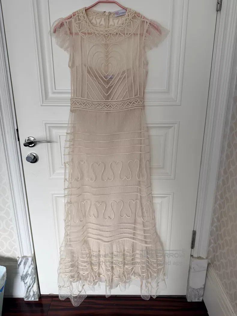 Valentino Valentino Lace long dress Size L / US 10 / IT 46 - 1 Thumbnail