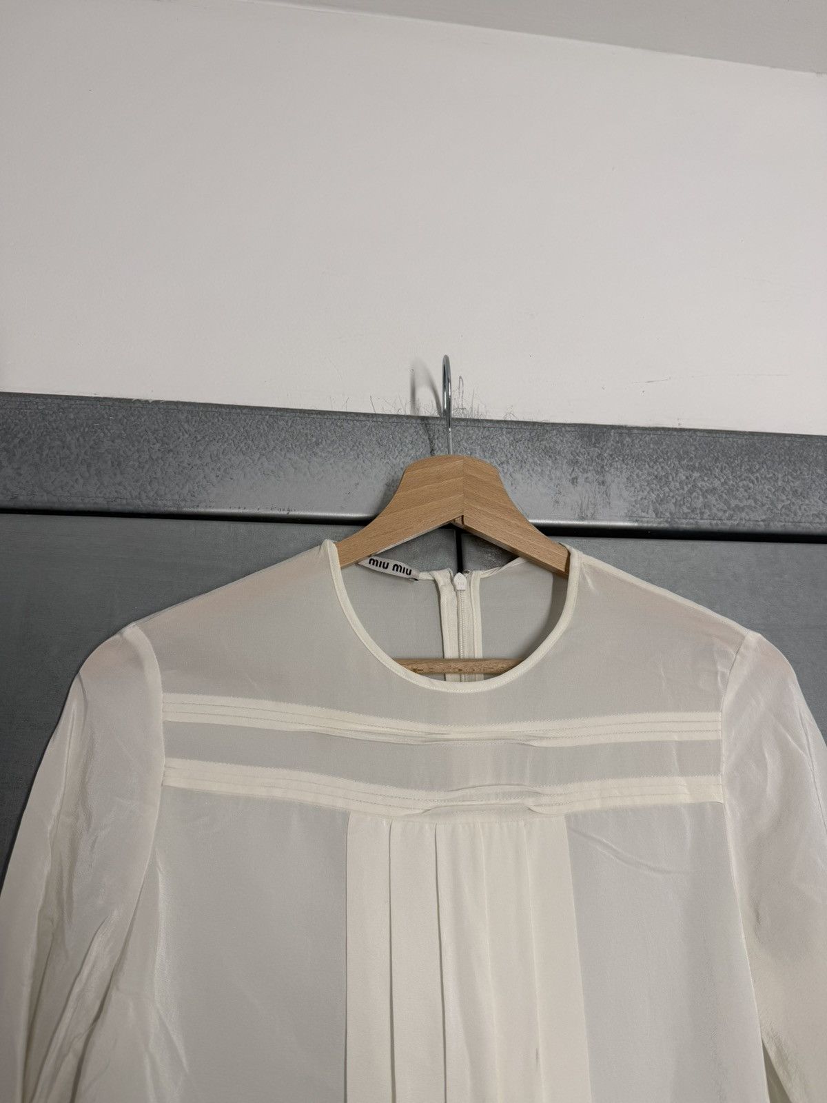 Miu Miu Miu Miu Silk 1/3 Back Zip Blouse Size S / US 4 / IT 40 - 2 Thumbnail