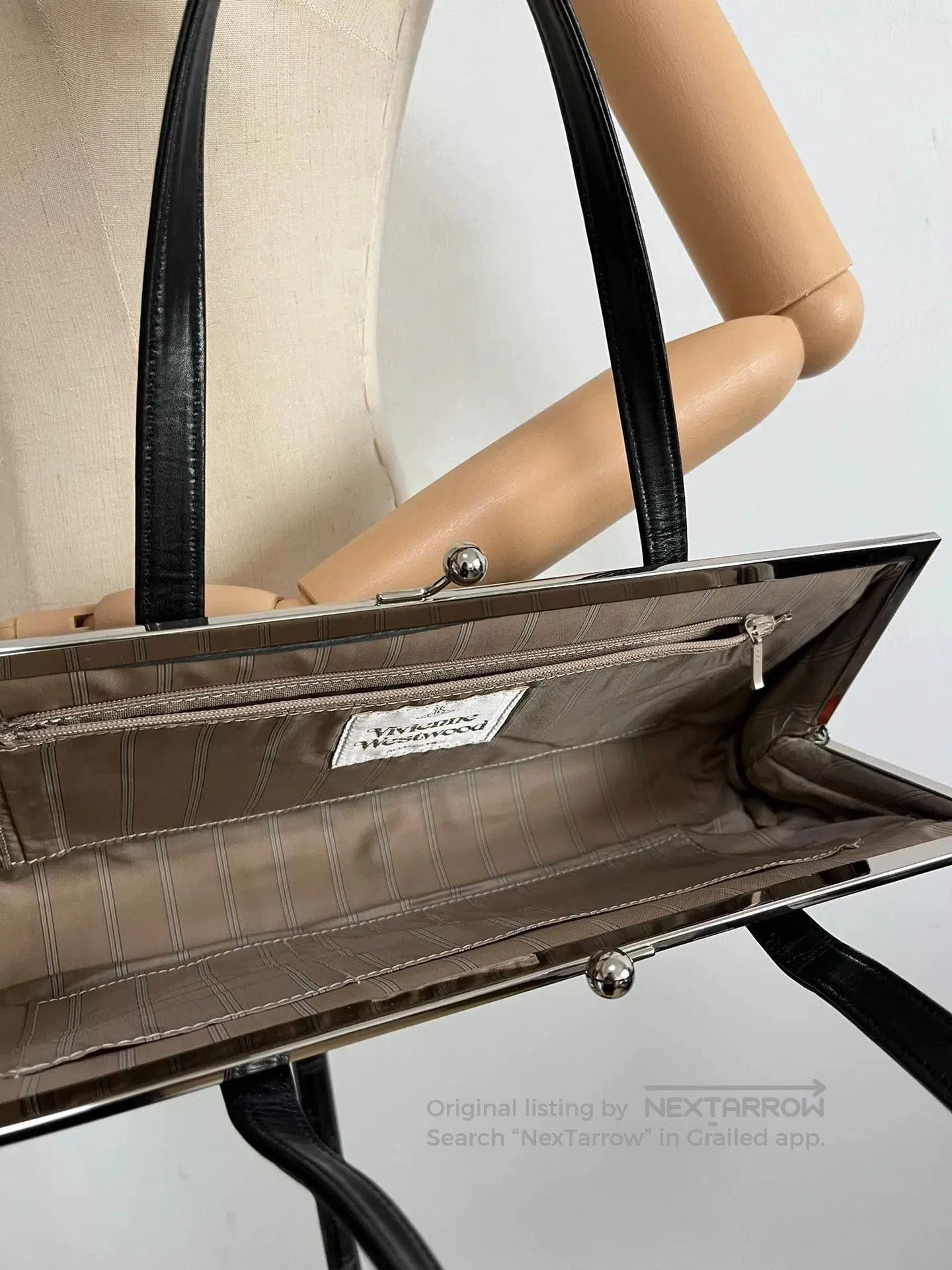 Vivienne Westwood Vivienne Westwood Saturn Clasp Handbag. Size ONE SIZE - 7 Thumbnail