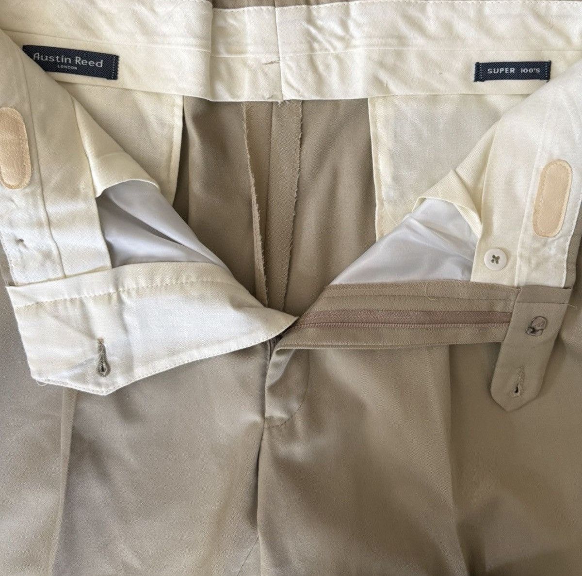 Austin Reed VINTAGE ‼️Austin Reed Super 100's khaki trousers. Size 40R - 5 Thumbnail