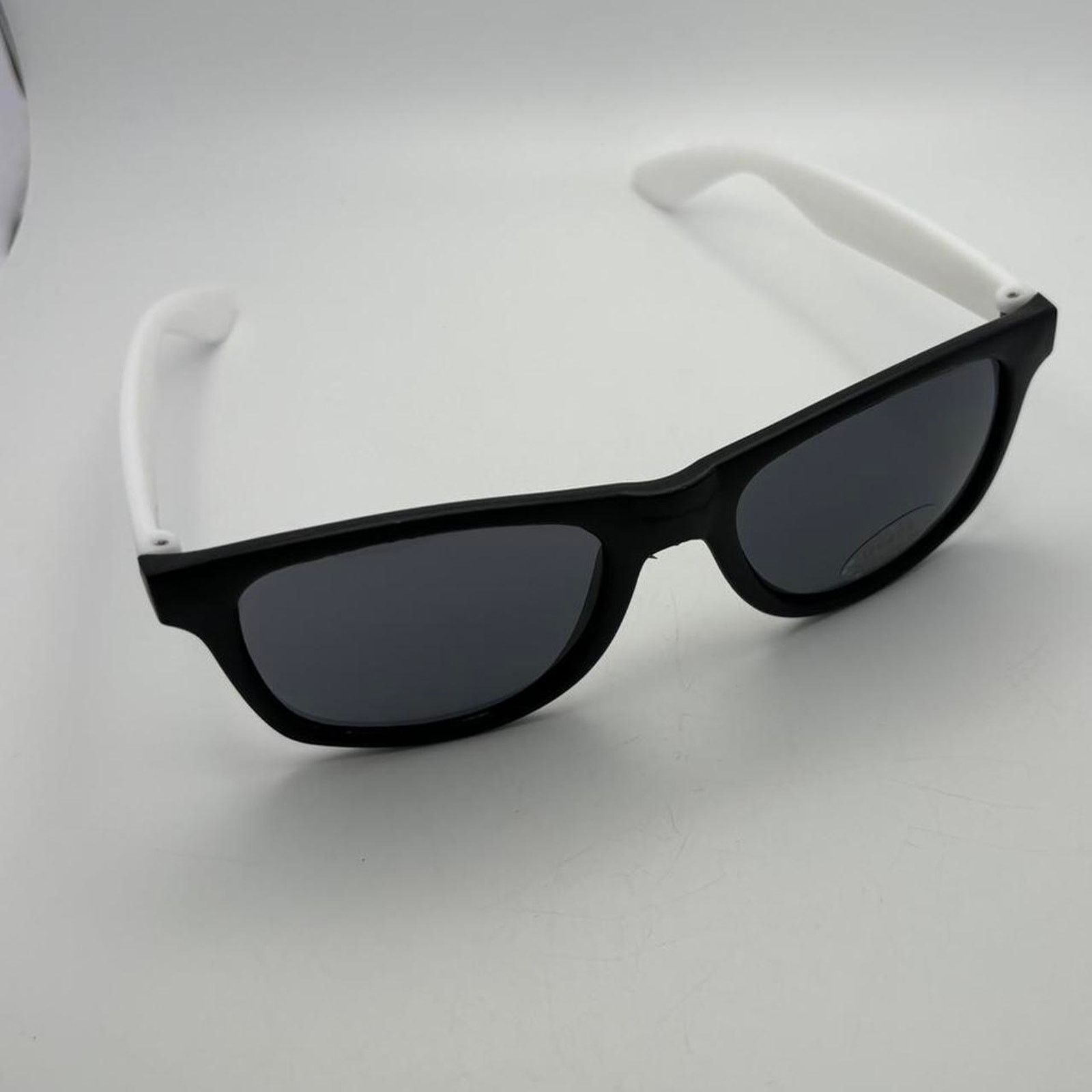 Other Black & White Sunglasses Size ONE SIZE - 2 Thumbnail