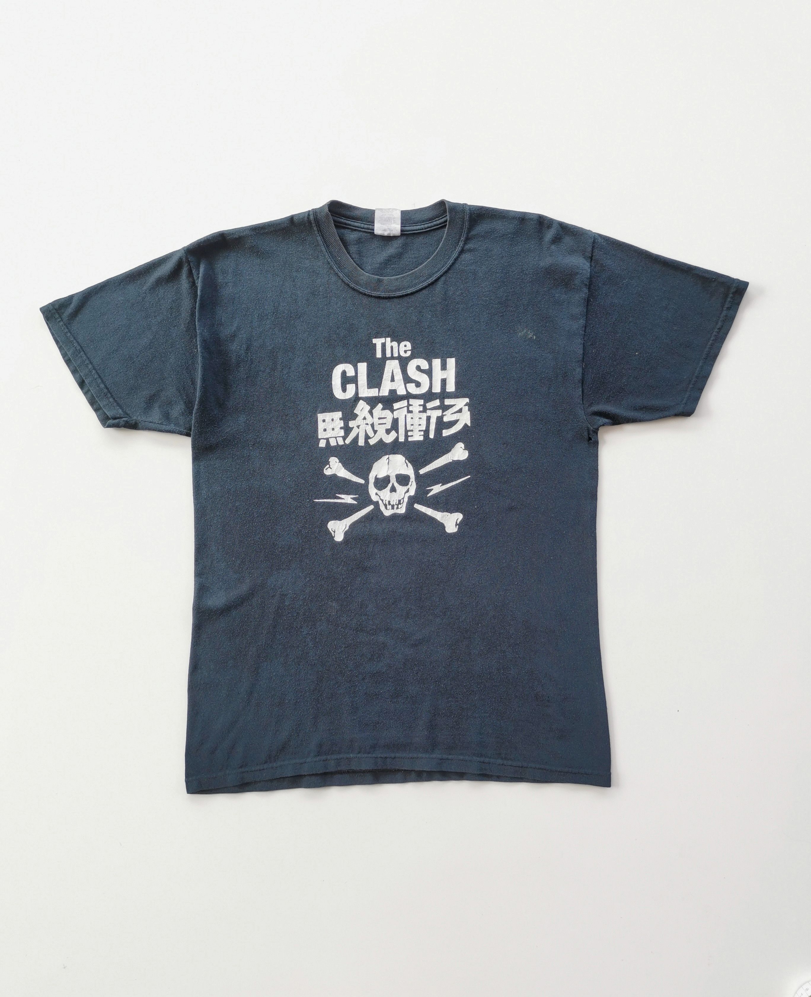 Band Tees Vintage The Clash Band Tshirt Size US M / EU 48-50 / 2 - 2 Thumbnail
