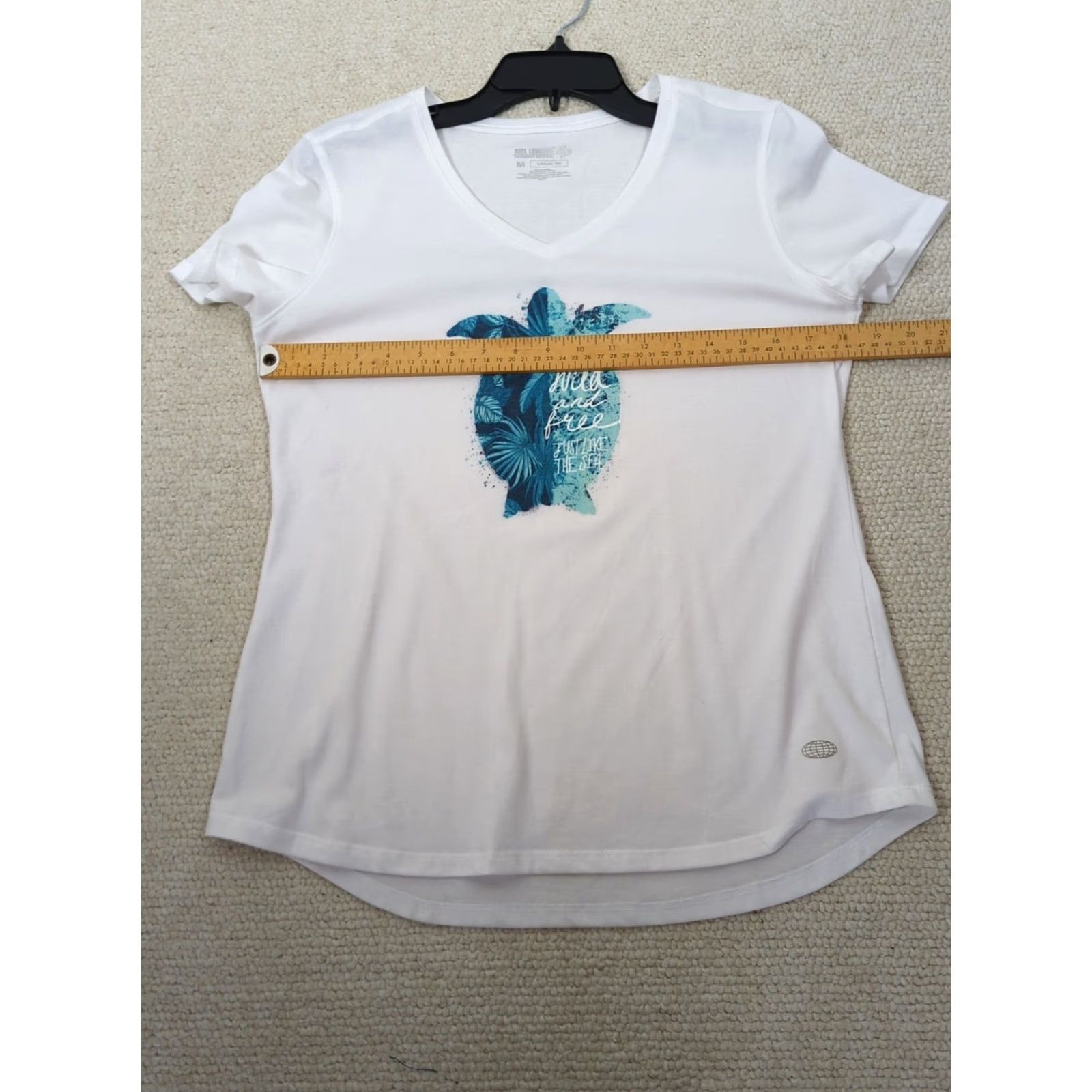 Vintage Reel Legends Women's Short Sleeve T-Shirt Turtle Design White M Beach Wild and Free Casual Summer Size 32" / US 10 / IT 46 - 7 Thumbnail