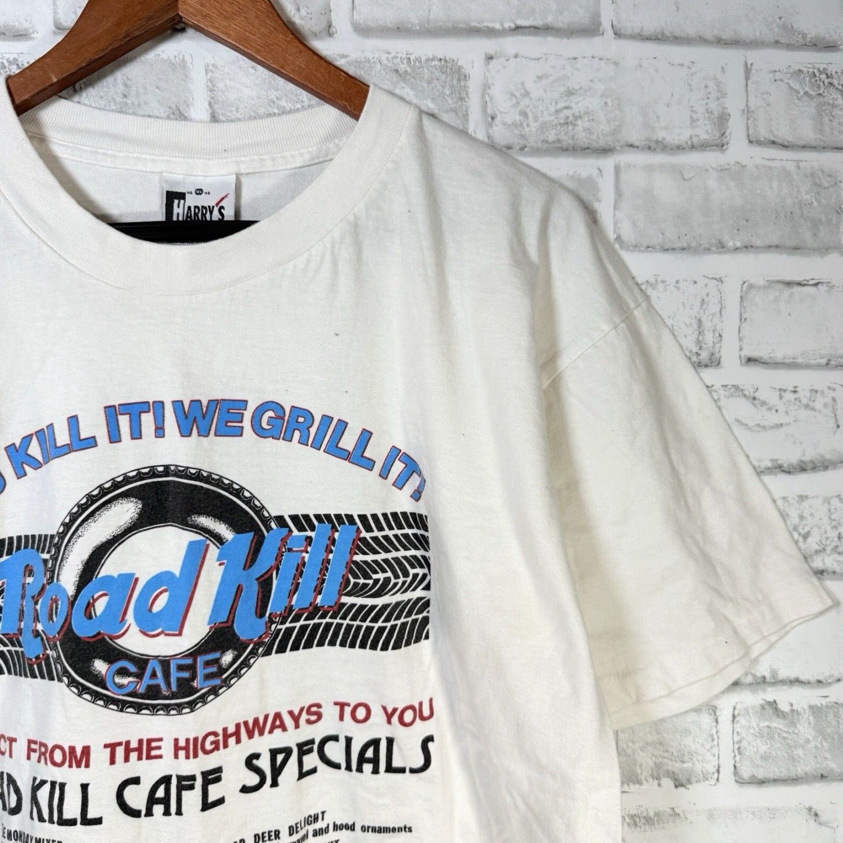 Vintage VINTAGE Roadkill Cafe Harry's Heavy Weight White Tee Single Stitch Mens XL USA Size US XL / EU 56 / 4 - 2 Thumbnail