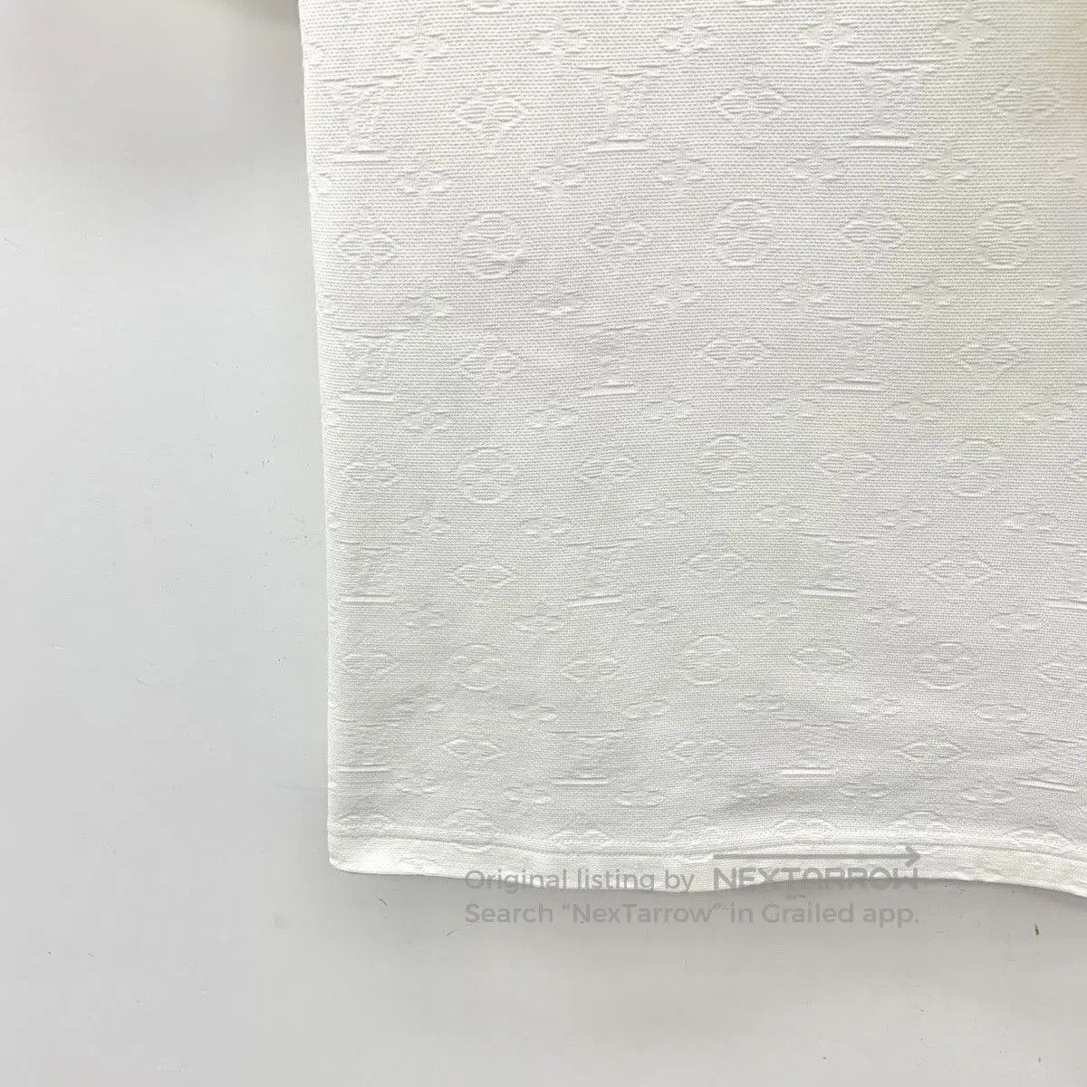 Louis Vuitton White Textured Short. Size US L / EU 52-54 / 3 - 4 Thumbnail