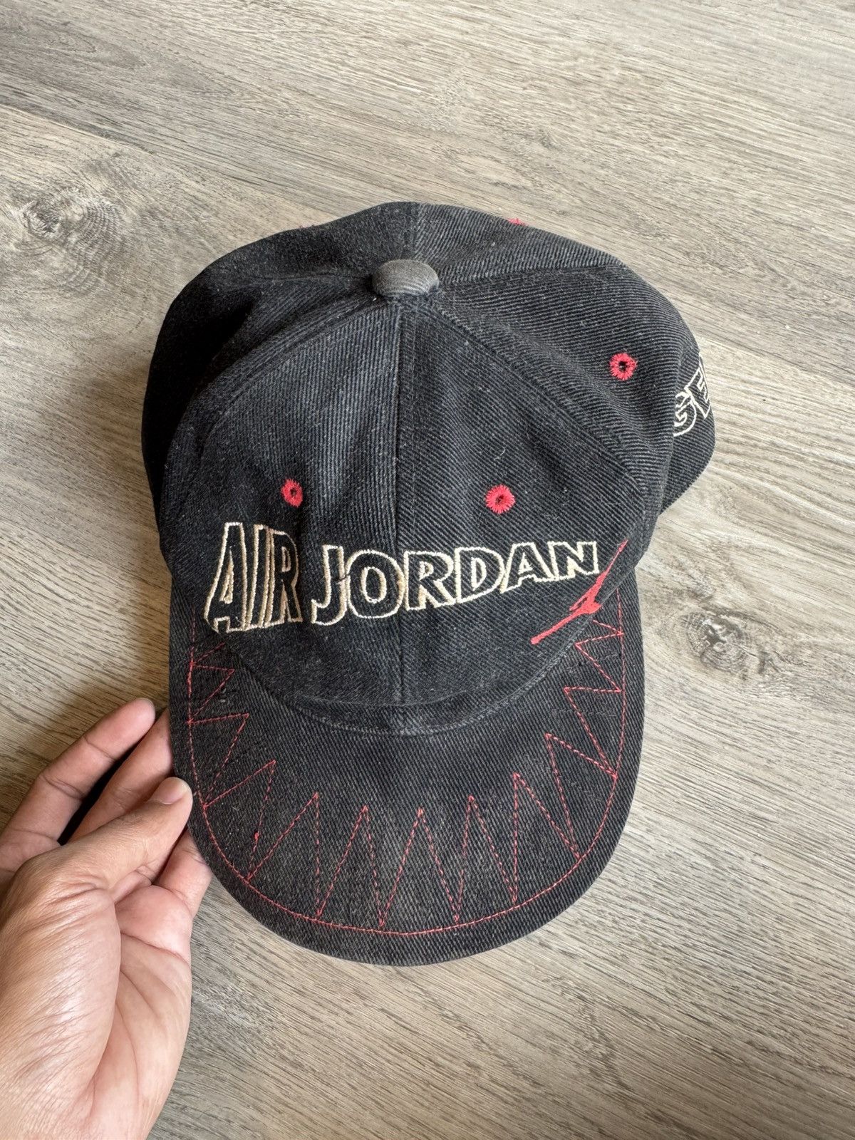Nike VINTAGE 80S NIKE AIR JORDAN LEGENDARY HAT 🔥RARE🔥 Size ONE SIZE - 6 Thumbnail