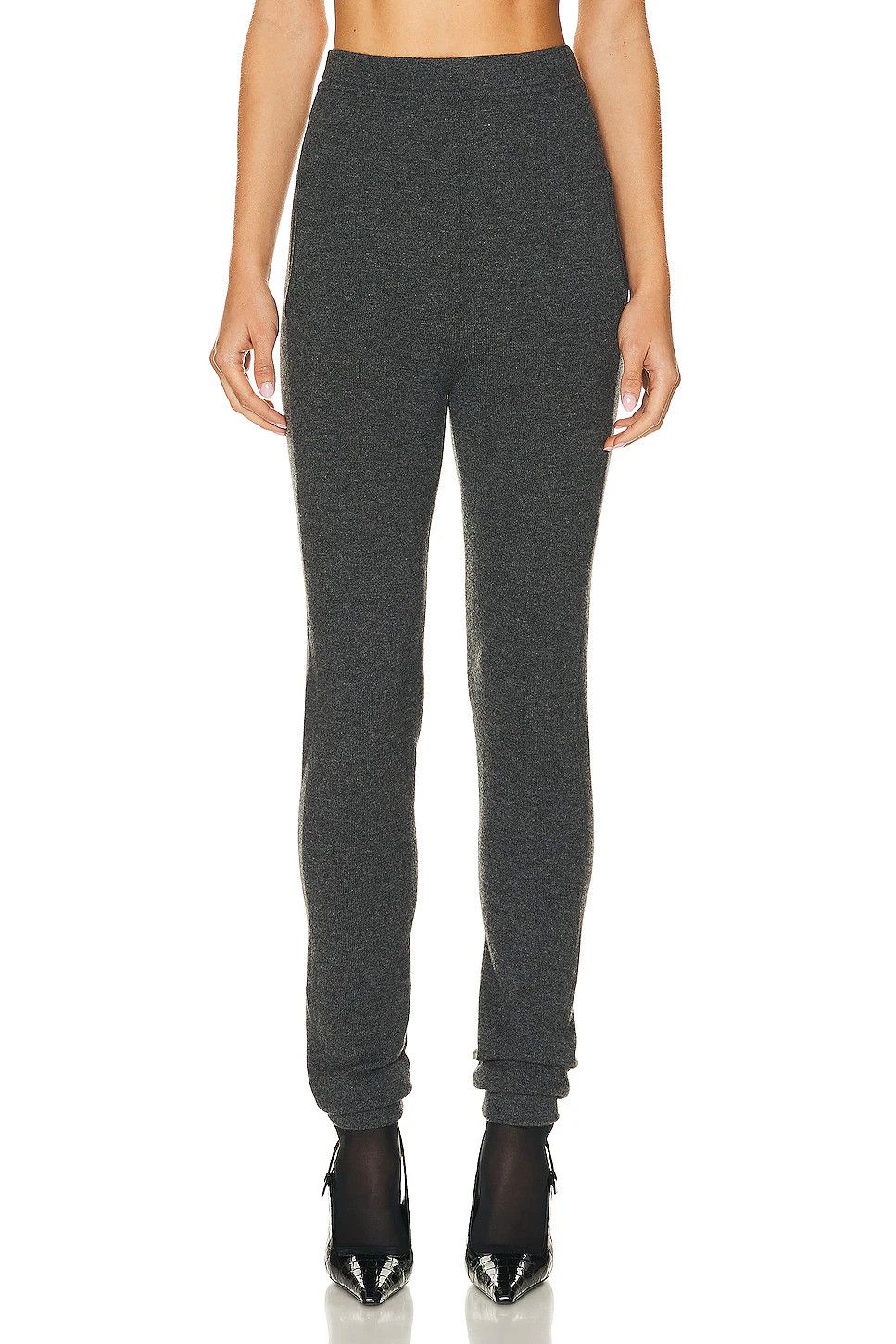 o1y0126 Jogger in Dark Gray