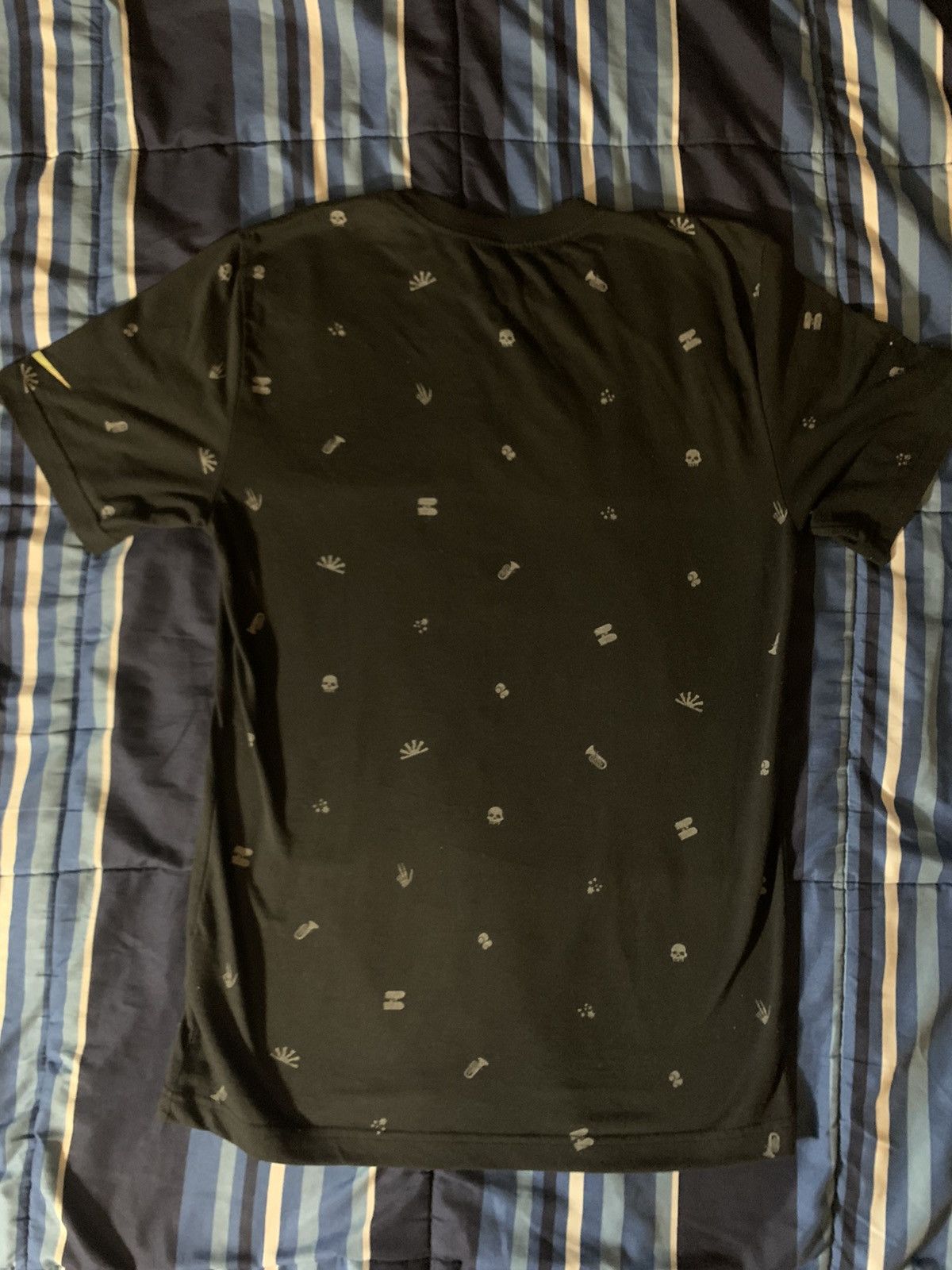 Nike 2014 Nike Kyrie Irving T-Shirt Dri-Fit Mens Small Size US S / EU 44-46 / 1 - 3 Thumbnail