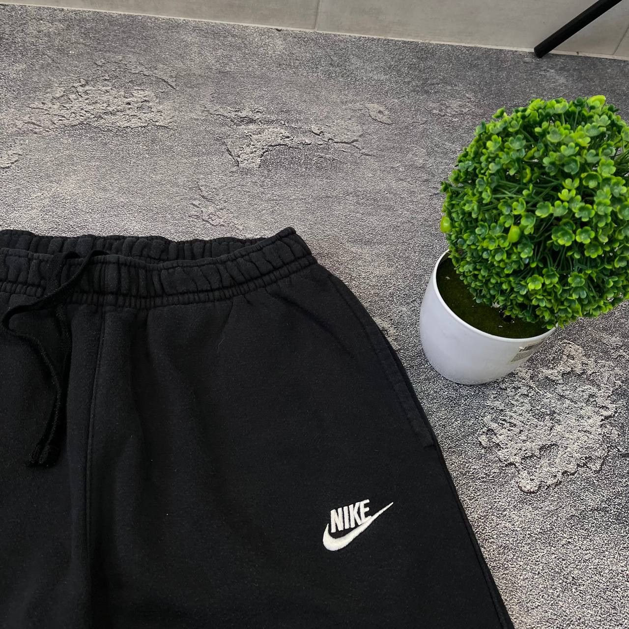 Nike Vintage Nike Black Drill Baggy Sweatpants Pants Size US 33 - 13 Thumbnail