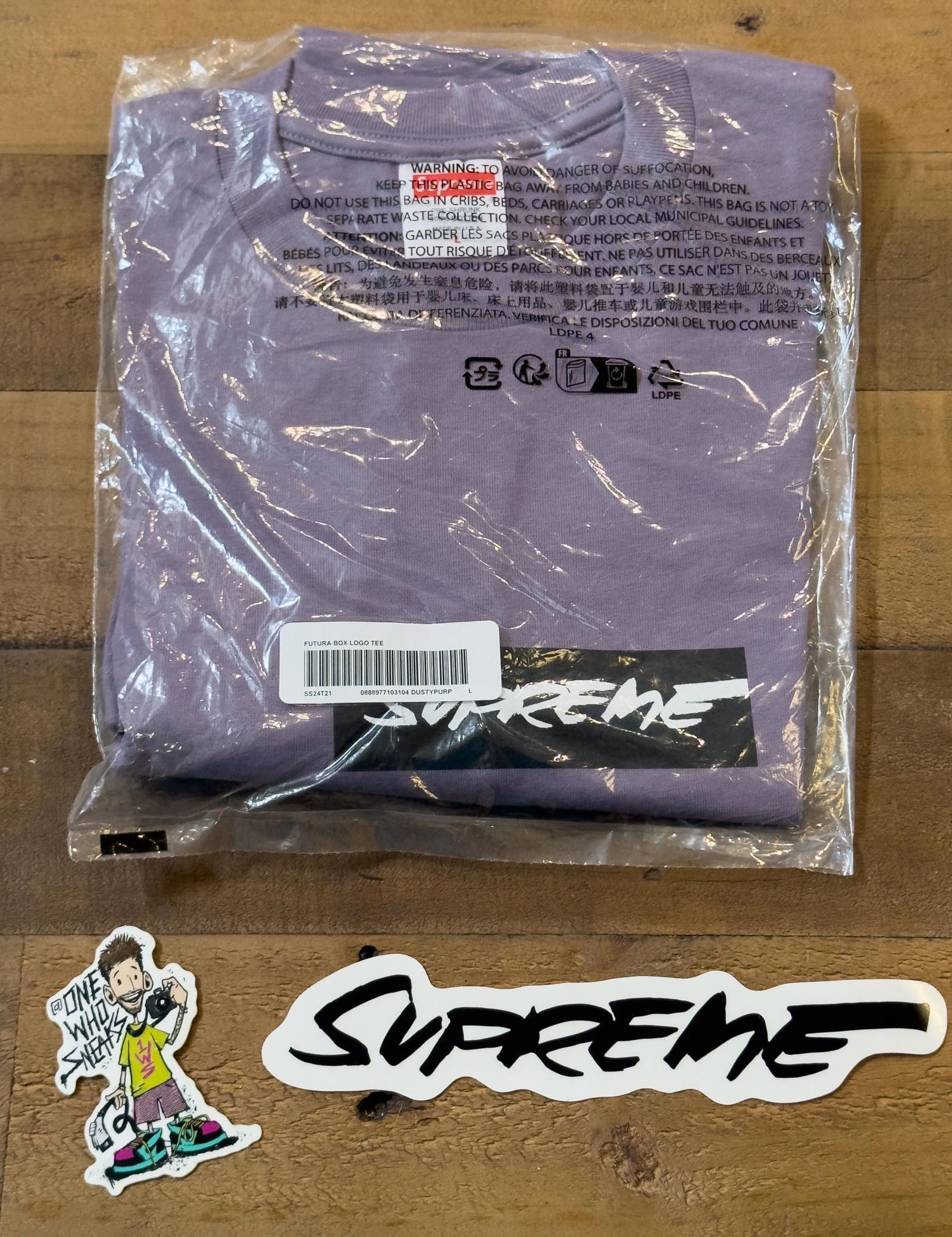 Supreme Supreme Futura Box Logo Tee & Sticker Size Large Size US L / EU 52-54 / 3 - 1 Thumbnail