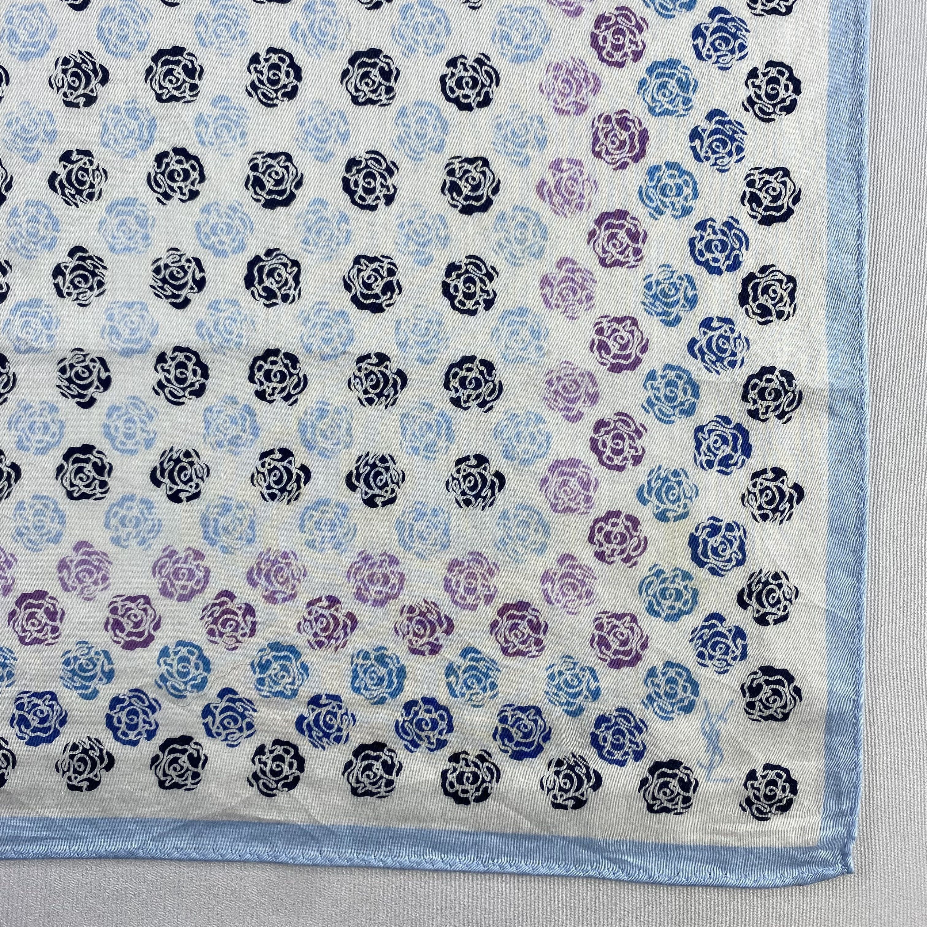 Vintage Yves Saint Laurent Handkerchief / Neckerchief / Bandana-P993 Size ONE SIZE - 3 Thumbnail