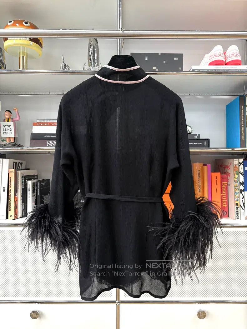 Prada Prada Black show style orch slanted collar silk long sleev Size M / US 6-8 / IT 42-44 - 3 Thumbnail
