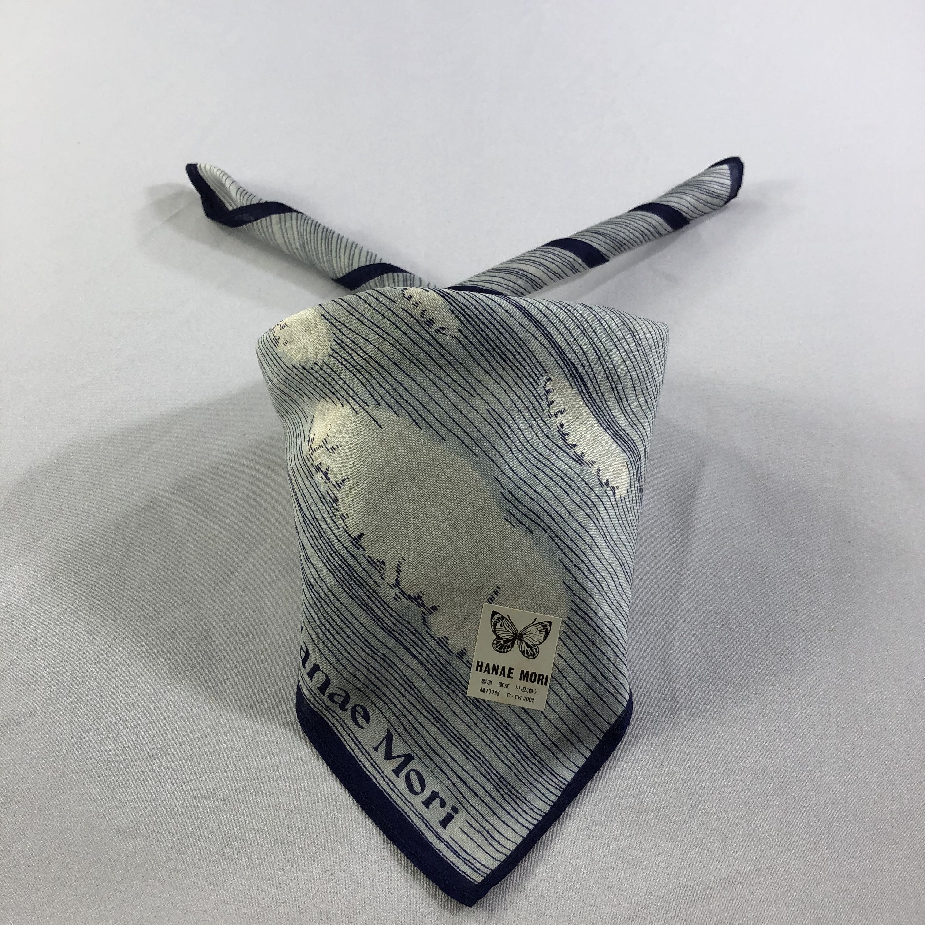 Hanae Mori Hanae Mori Clouds Handkerchief Neckerchief Bandana H1463 Size ONE SIZE - 1 Thumbnail