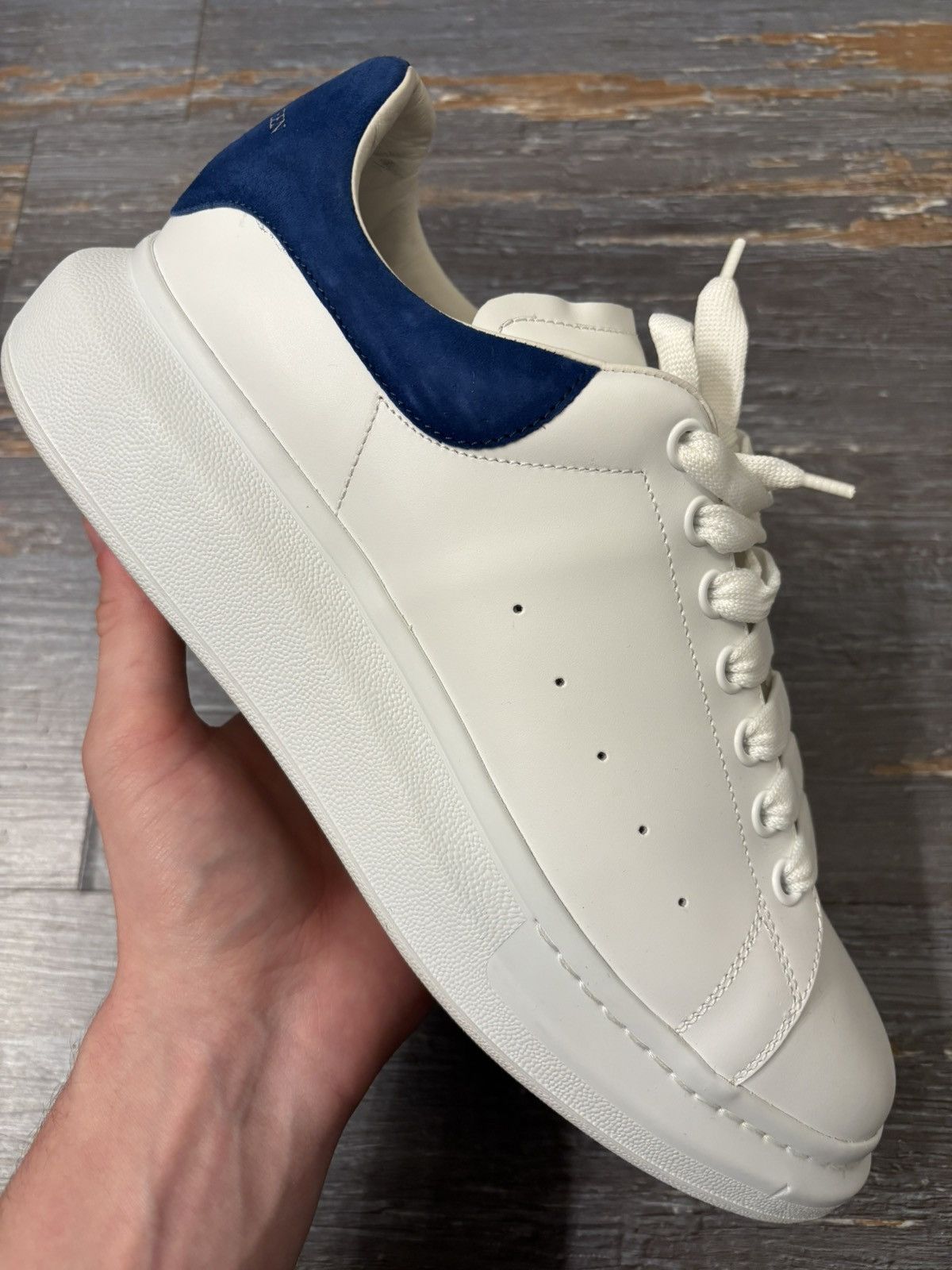 スニーカー ALEXANDER MCQUEEN Men Sneakers White 777241W4SS3 9061 Alexander McQueen Alexander Mcqueen Man Sneakers 777241W4SS3