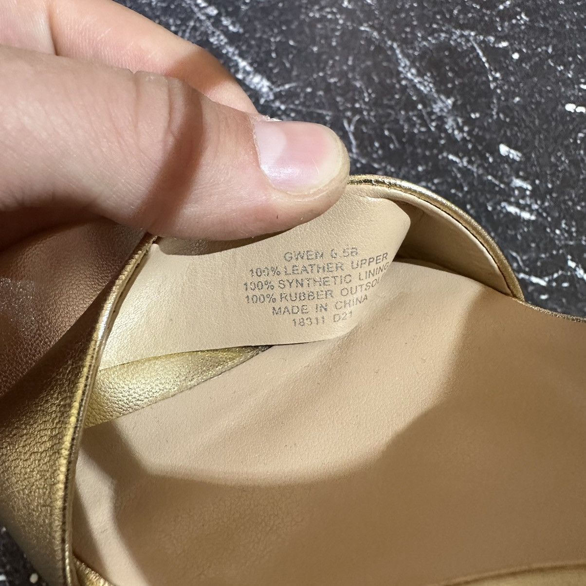 Lauren Ralph Lauren Lauren Ralph Lauren Women’s Gold Heels 6.5 US 37 EU Size US 7 / IT 37 - 11 Thumbnail