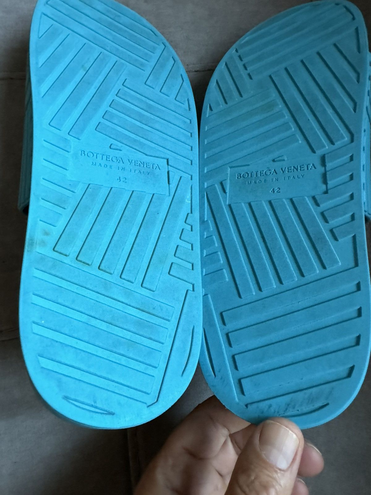 Bottega Veneta BOTTEGA VENETA sliders marked size 42 see tape measurements Size US 9 / EU 42 - 7 Thumbnail