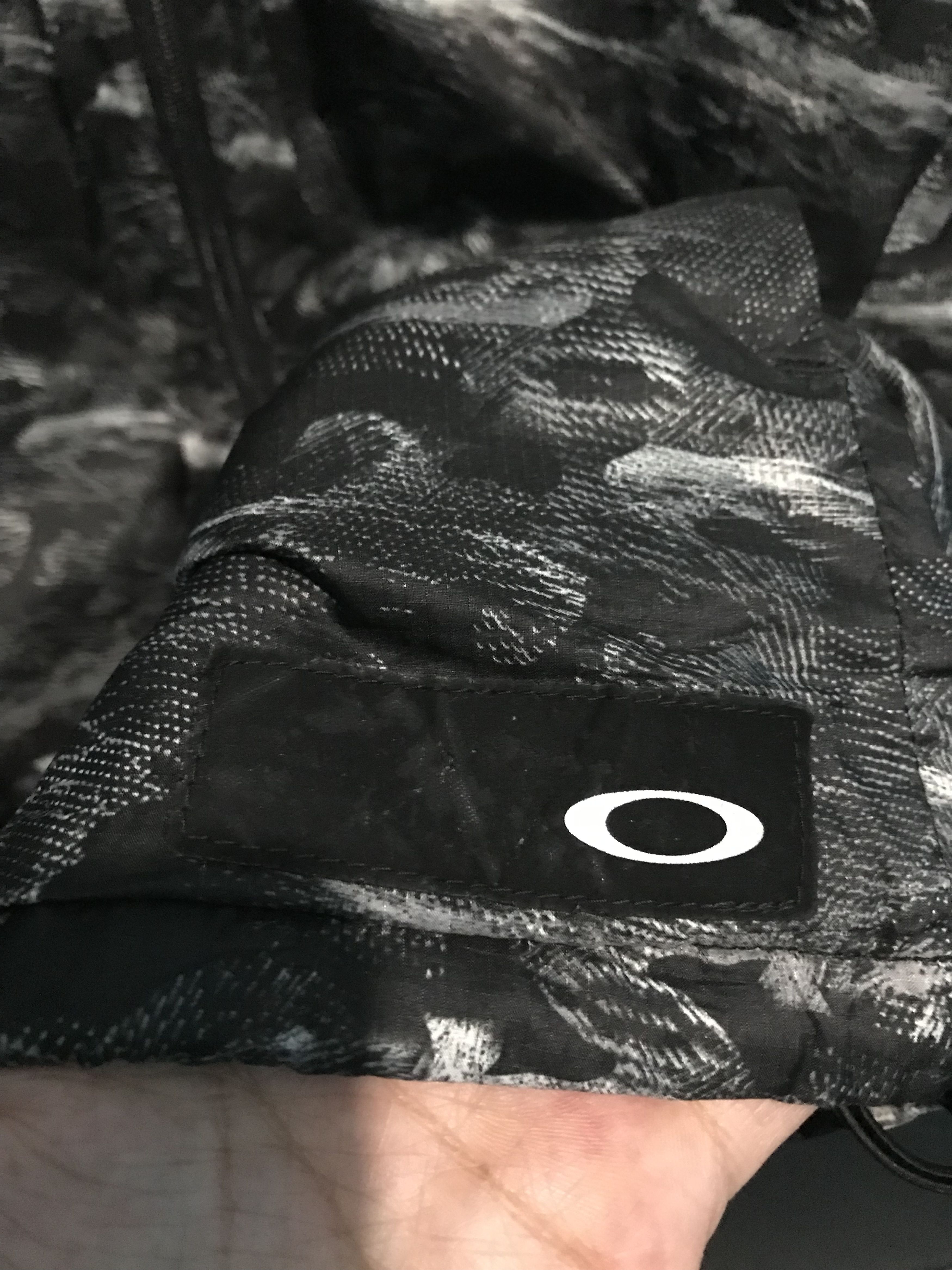 Oakley Oakley Nylon Running Jacket Polyester Pattern Windbreaker Size US M / EU 48-50 / 2 - 5 Thumbnail