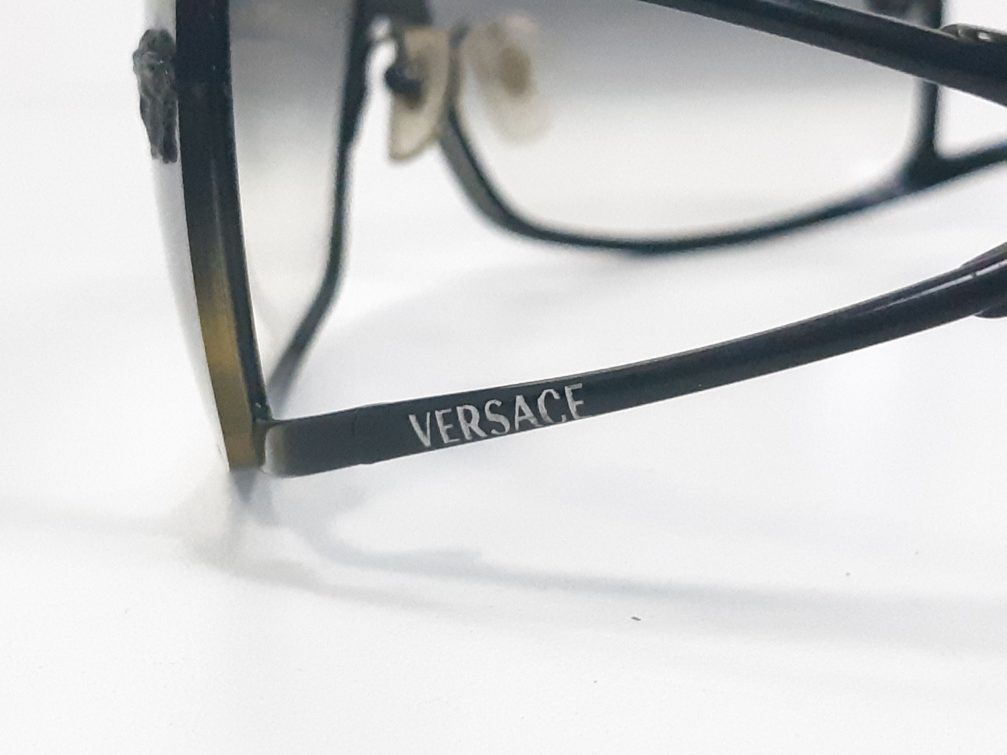 Versace Vintage VERSACE mod.2048 1009/8G Italy Sunglasses ONLY FRAME Size ONE SIZE - 8 Thumbnail