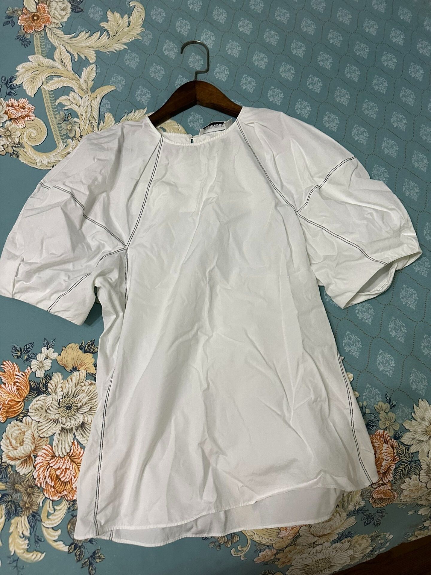 Jil Sander Jil Sander Short Sleeve Top with Puff Sleeves Size M / US 6-8 / IT 42-44 - 1 Thumbnail
