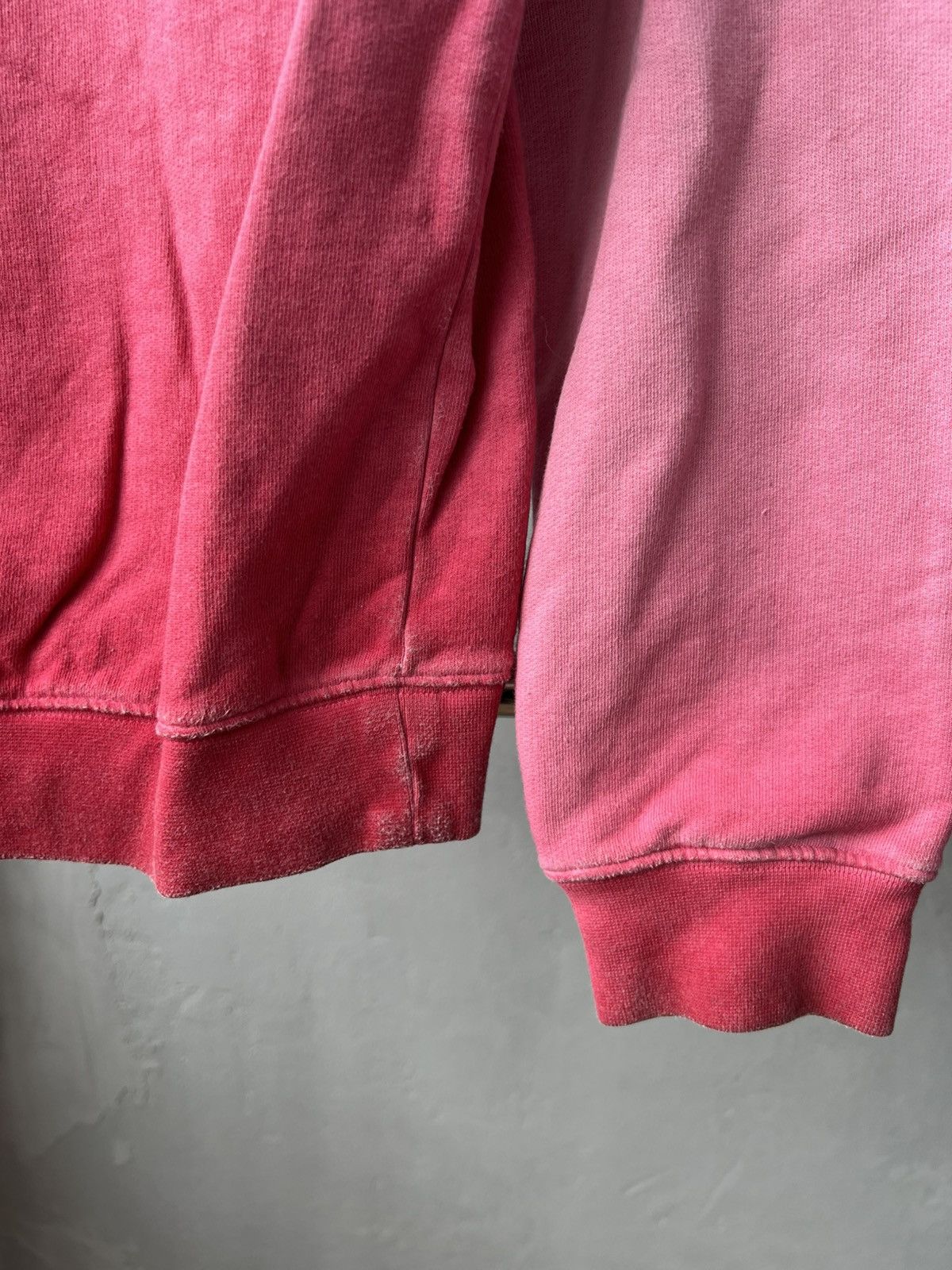 Versace Jeans Couture Versace Jeans MENS PINK BIG LOGO FADED SWEATSHIRT SIZE M Size US M / EU 48-50 / 2 - 20 Thumbnail