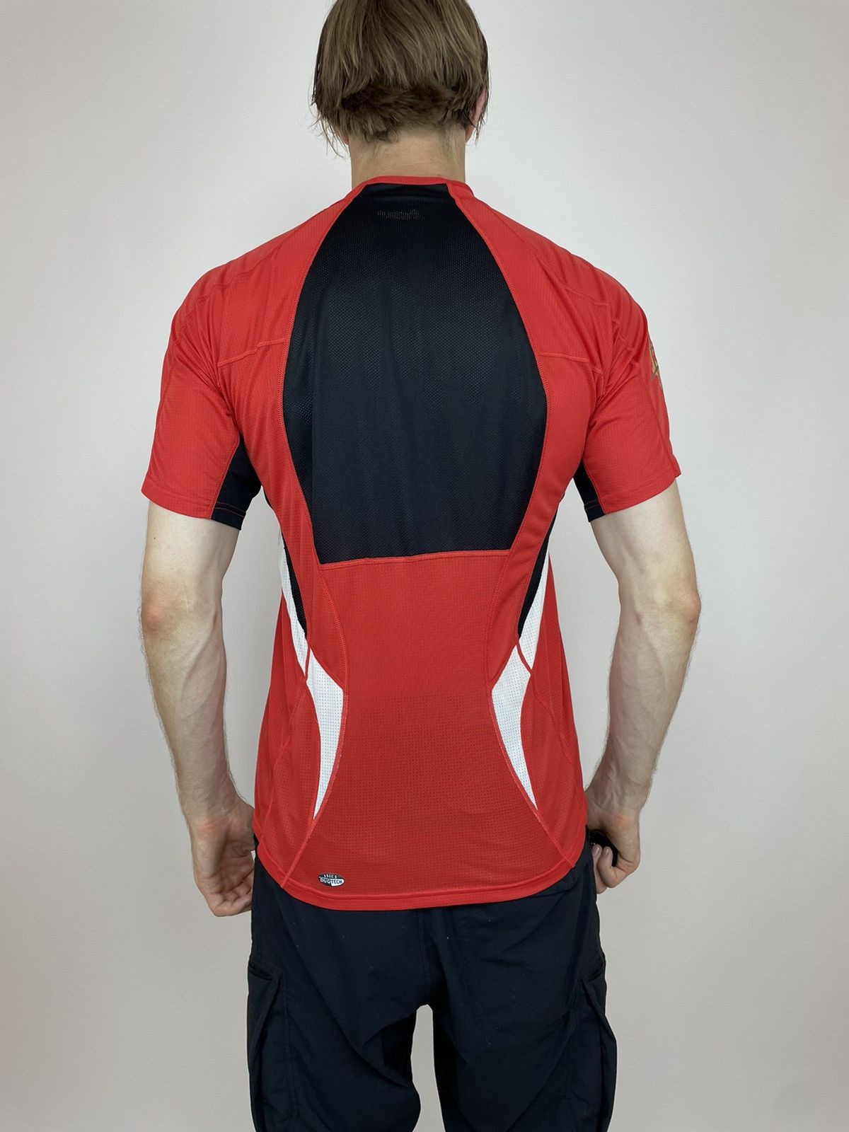 Asics Asics DUOTECH Vintage jersey Mens size XL Size US XL / EU 56 / 4 - 7 Thumbnail