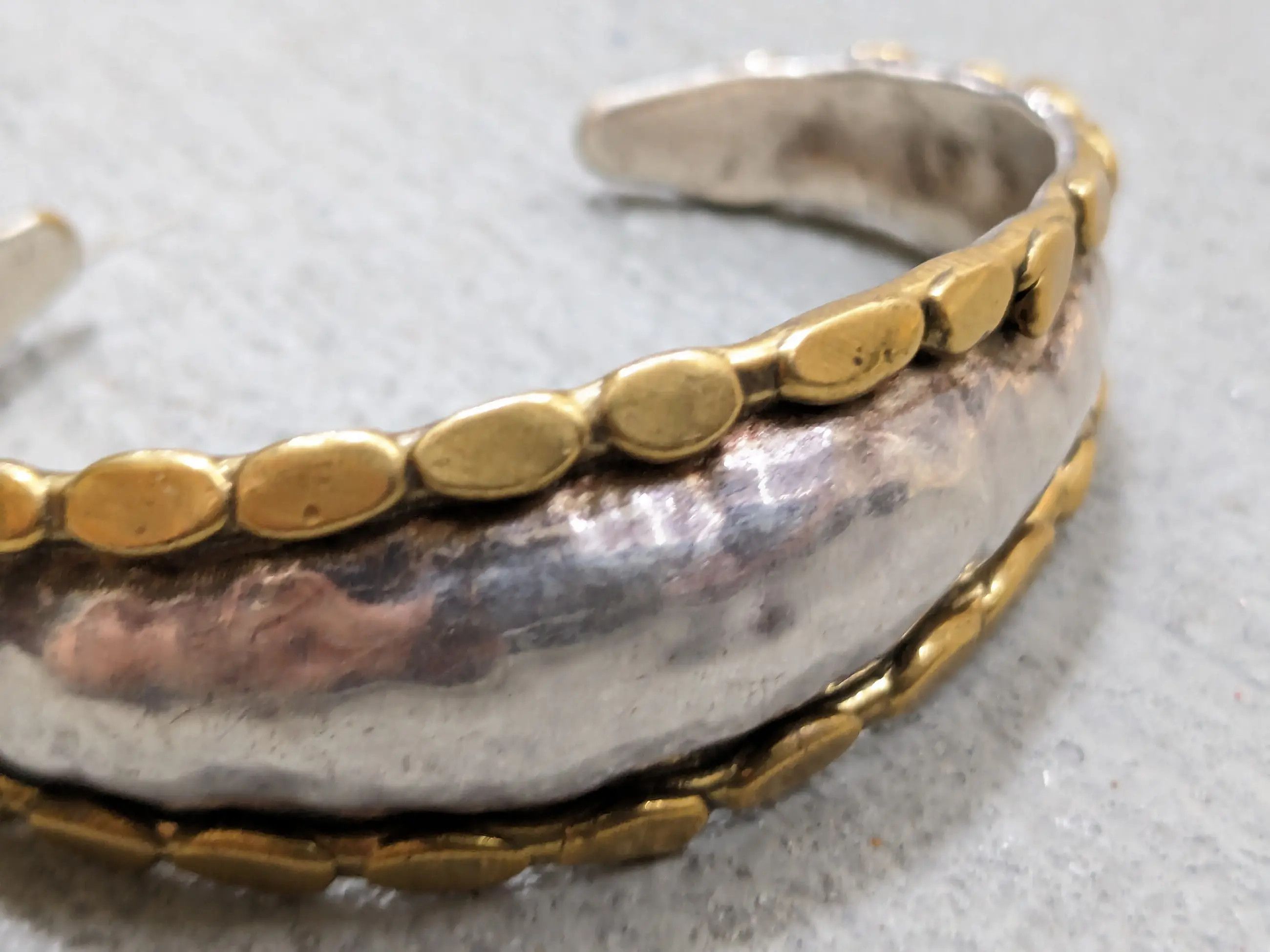 Jewelry Vintage Sterling Silver Cuff Bracelet Brass 5.5 Hammered Size ONE SIZE - 11 Thumbnail