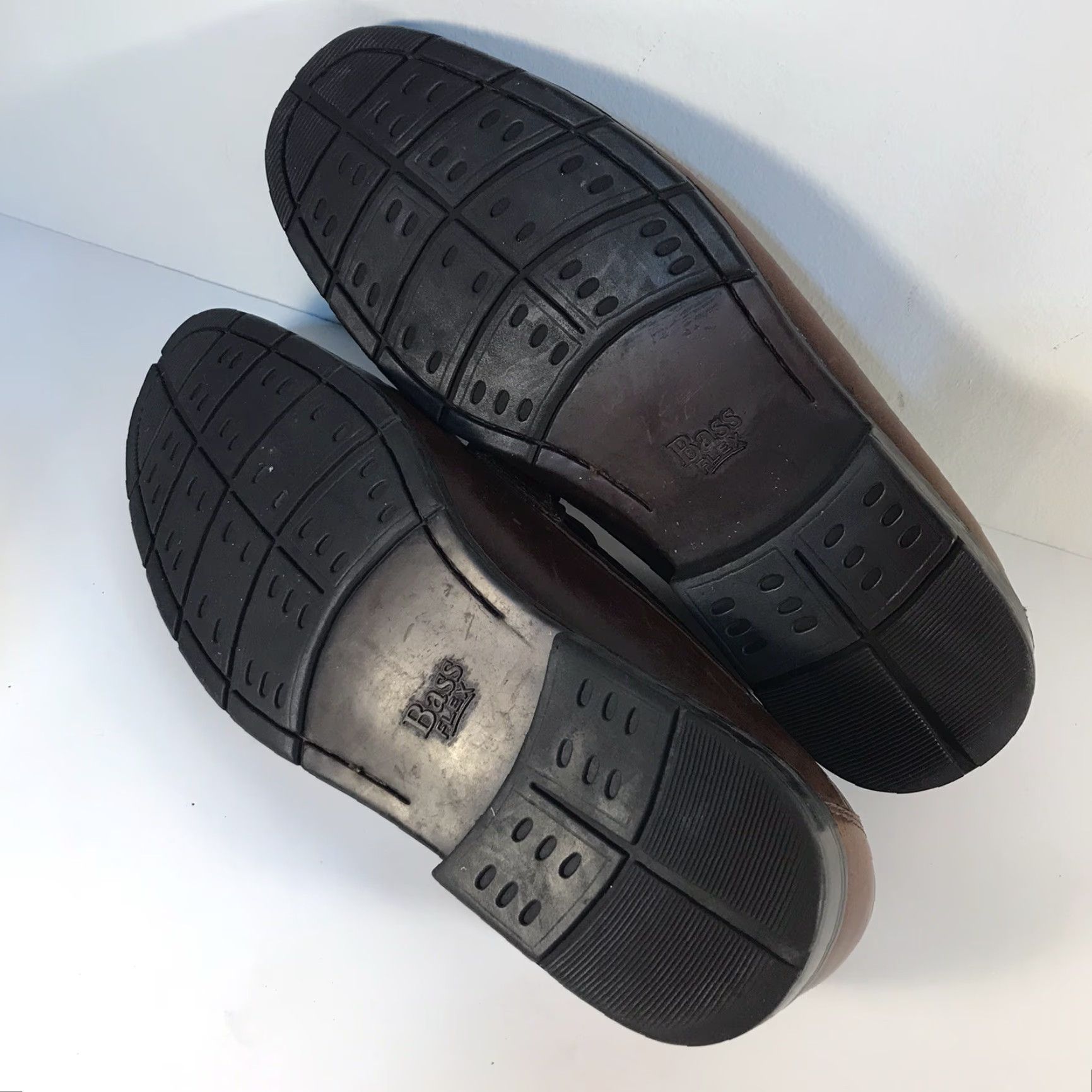 Vintage VINTAGE Bass Flex Adams Leather Loafers Men’s Size 11.5M Brown Casual Dress Shoes Tasseled Slip On Size US 11.5 / EU 44-45 - 8 Thumbnail
