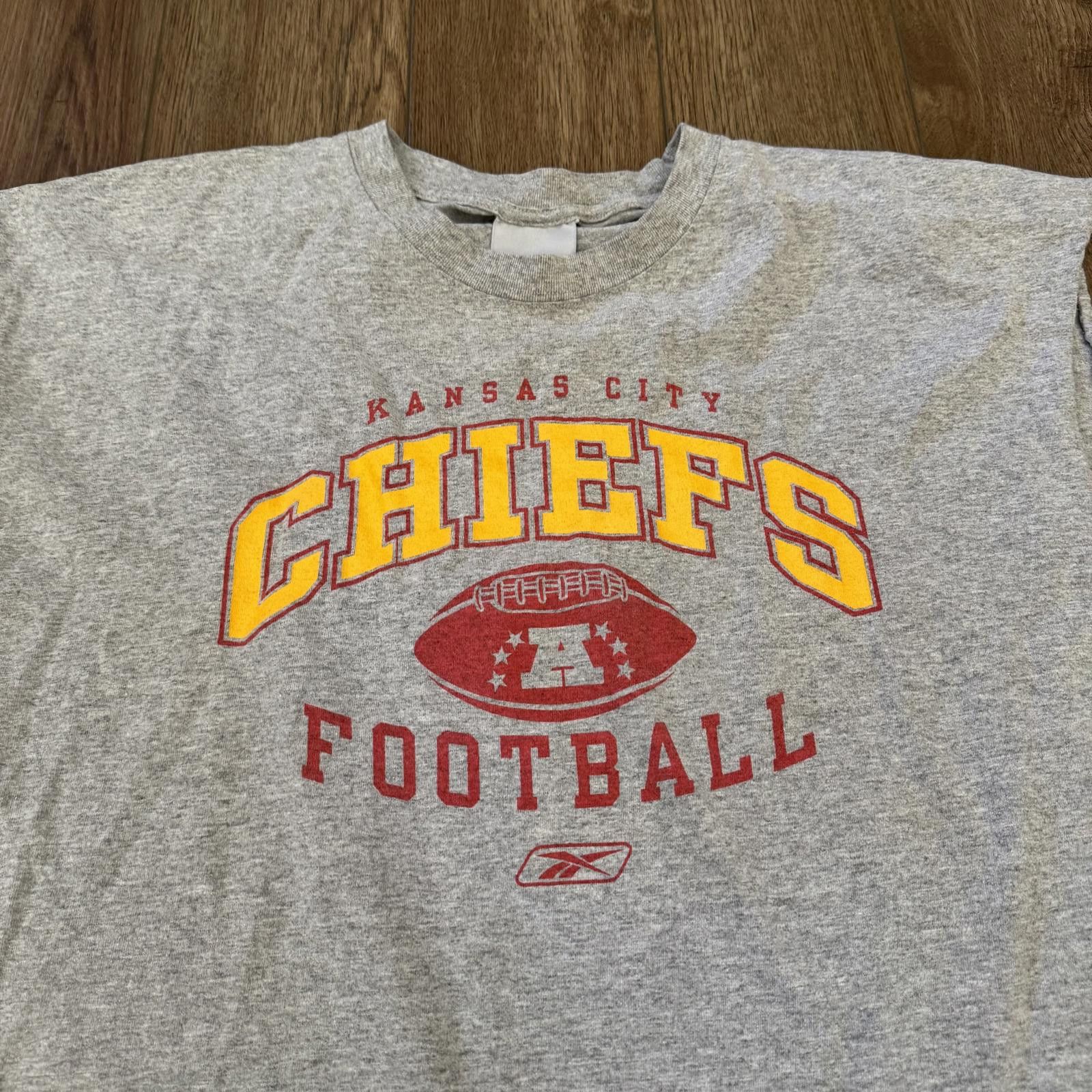 Reebok Vintage Y2K Kansas City Chiefs Reebok Cutoff Shirt Size US XL / EU 56 / 4 - 2 Thumbnail
