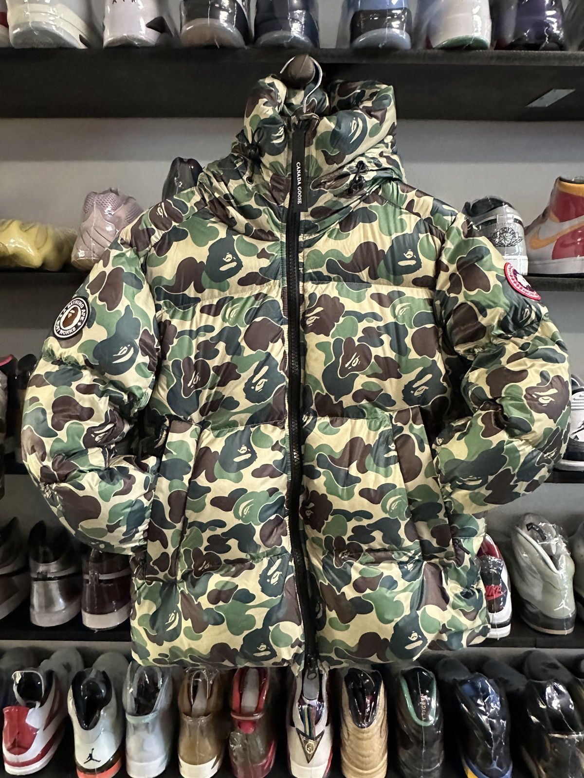 Canada goose puffer medium bape
