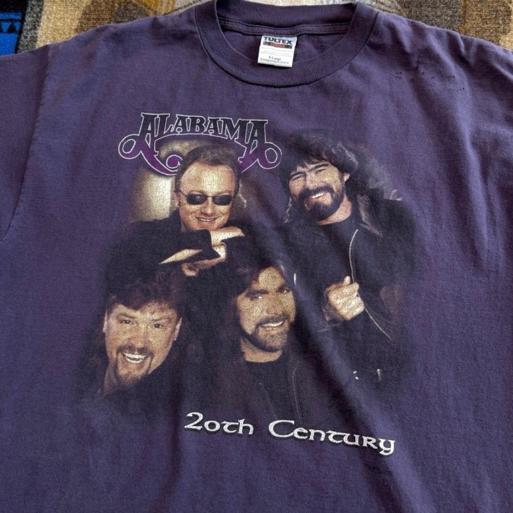 Tultex VINTAGE Alabama Country Band Music T-Shirt XL Purple Short Sleeve Men 90s 20th Century Tultex Womens? Size US XL / EU 56 / 4 - 4 Thumbnail