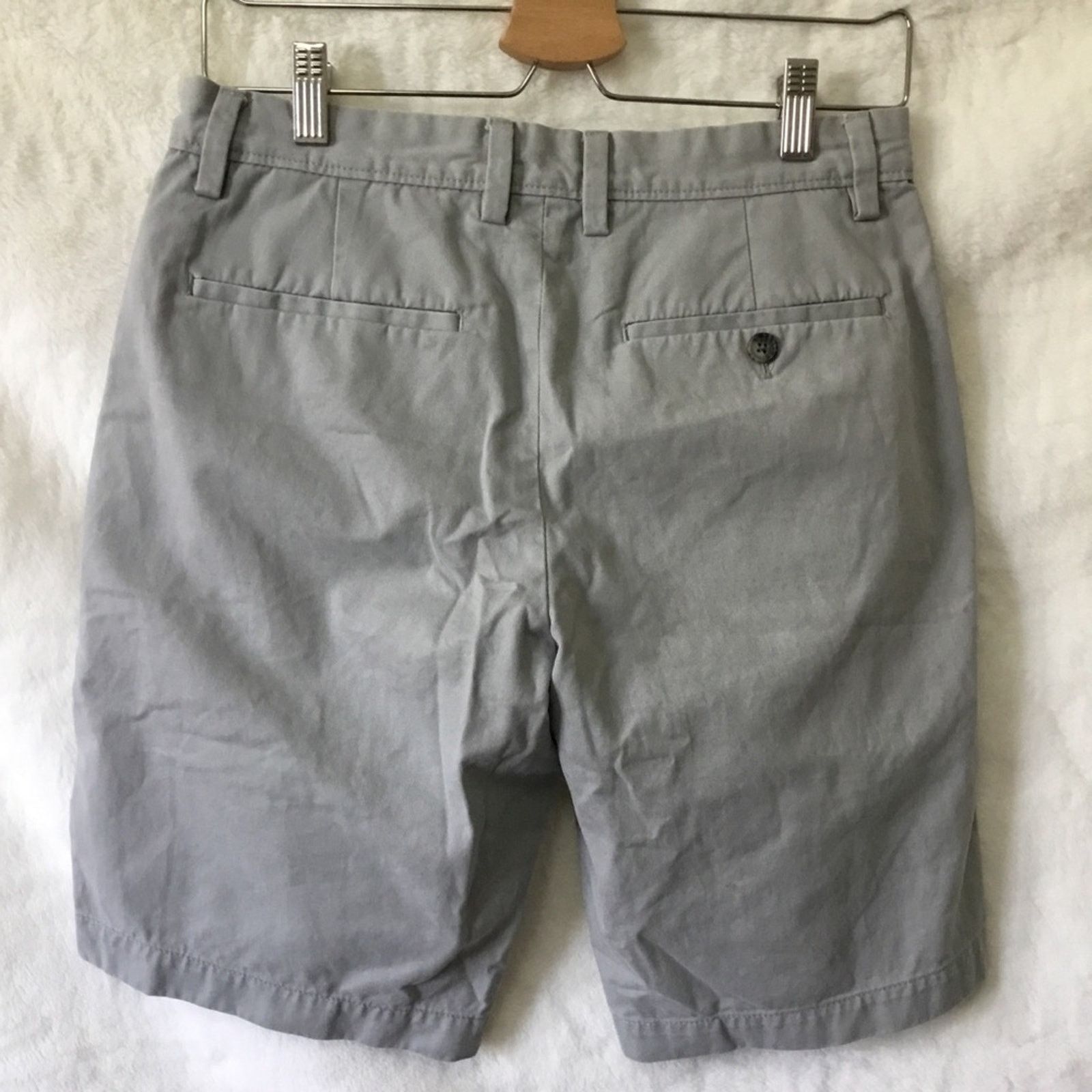 Banana Republic Banana Republic Men's Light Gray Aiden Chino Shorts Size US 28 / EU 44 - 3 Thumbnail