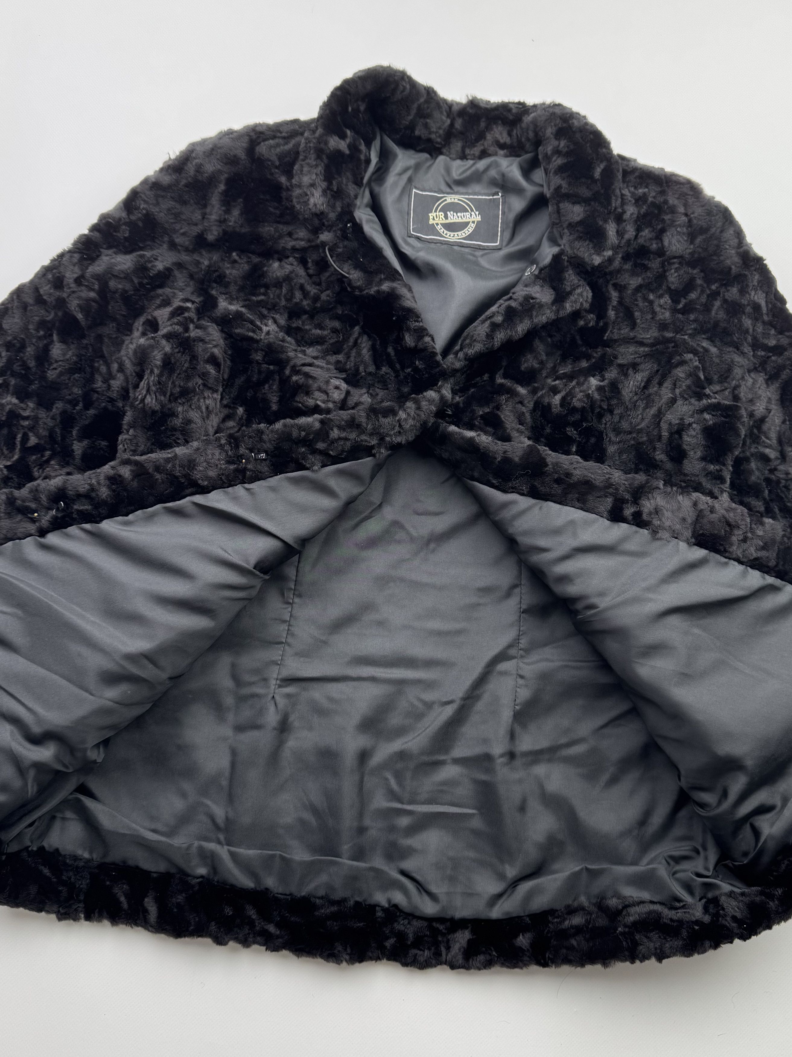 Japanese Brand Vintage Real Fur Jacket With Short Sleeve B391(V114)E2 Size M / US 6-8 / IT 42-44 - 4 Thumbnail