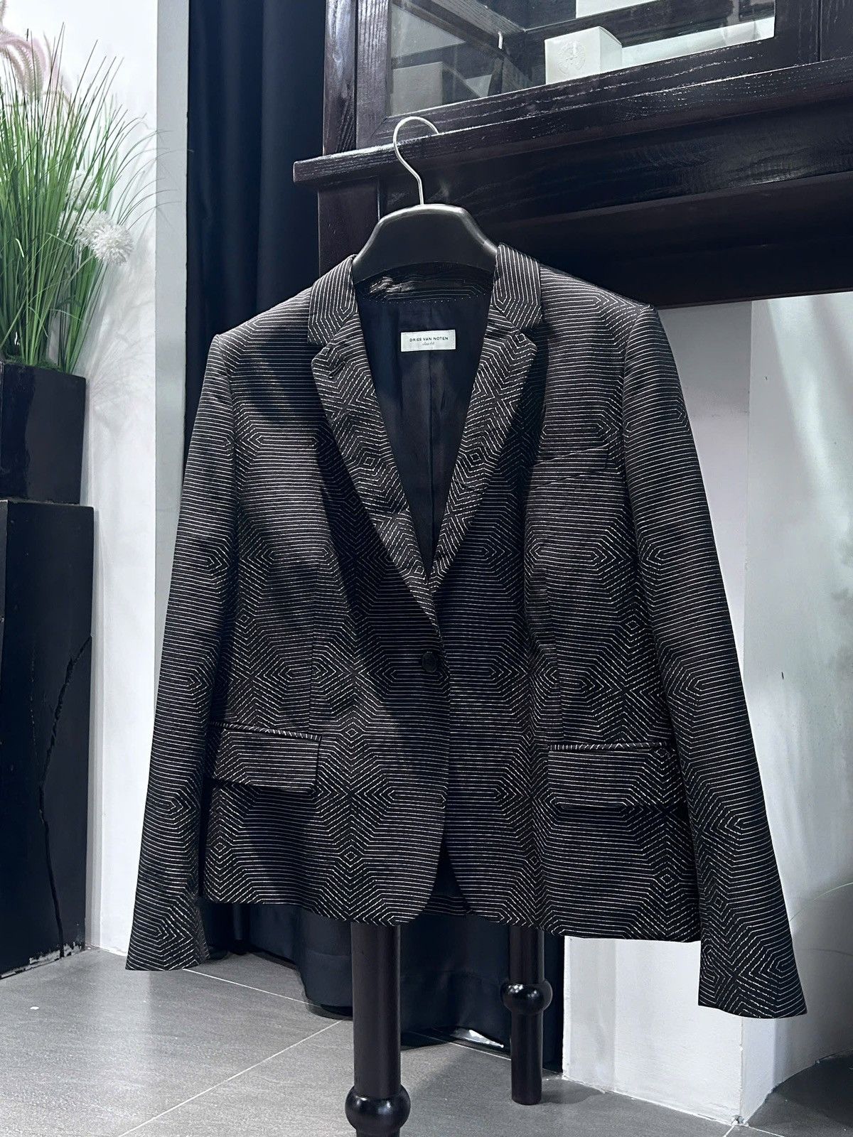 Dries Van Noten Dries van noten Blazer Patterned Button Blazer Size 44R - 1 Thumbnail