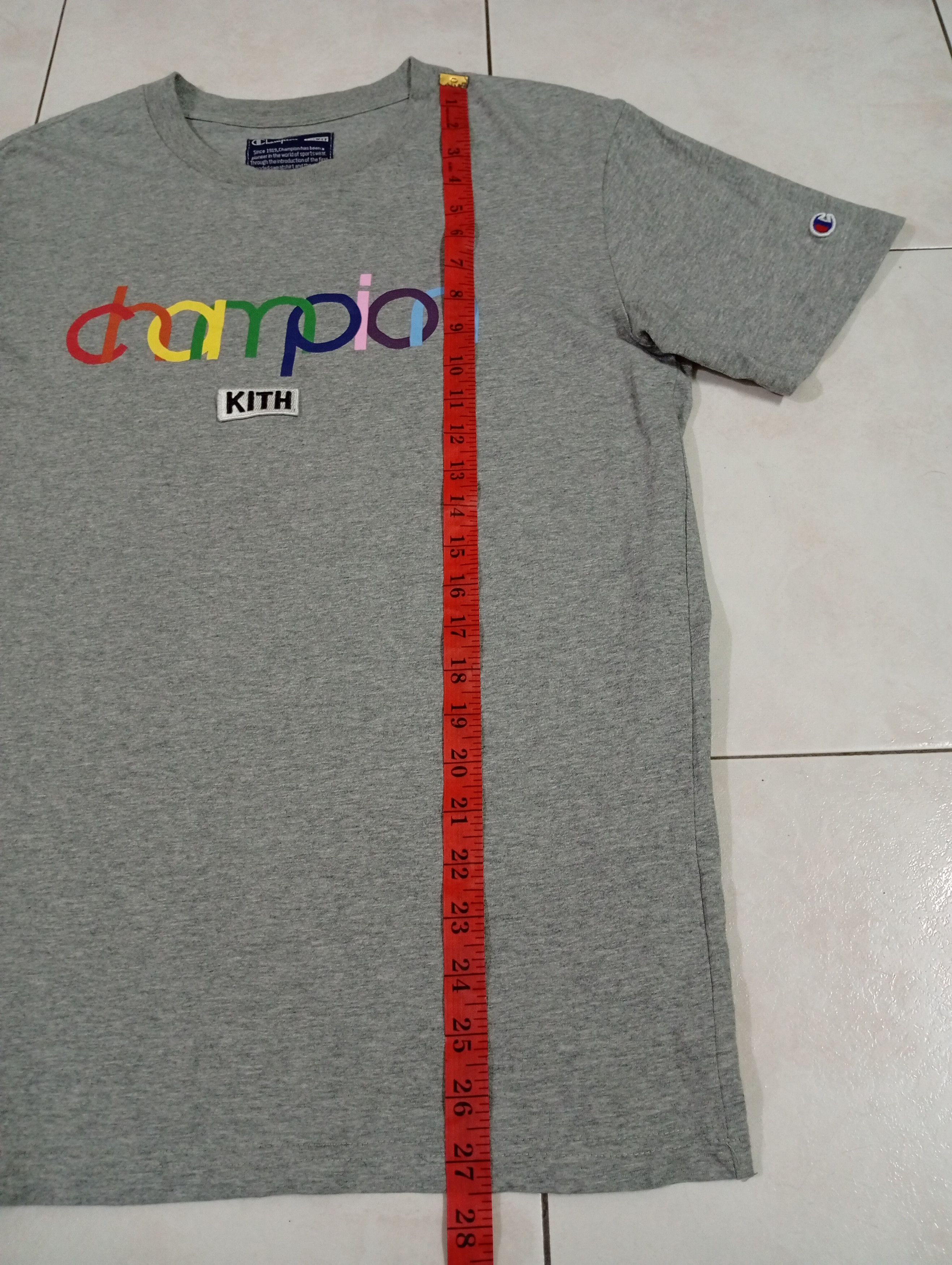 Champion × Kith Champion X Kith Size US L / EU 52-54 / 3 - 3 Thumbnail
