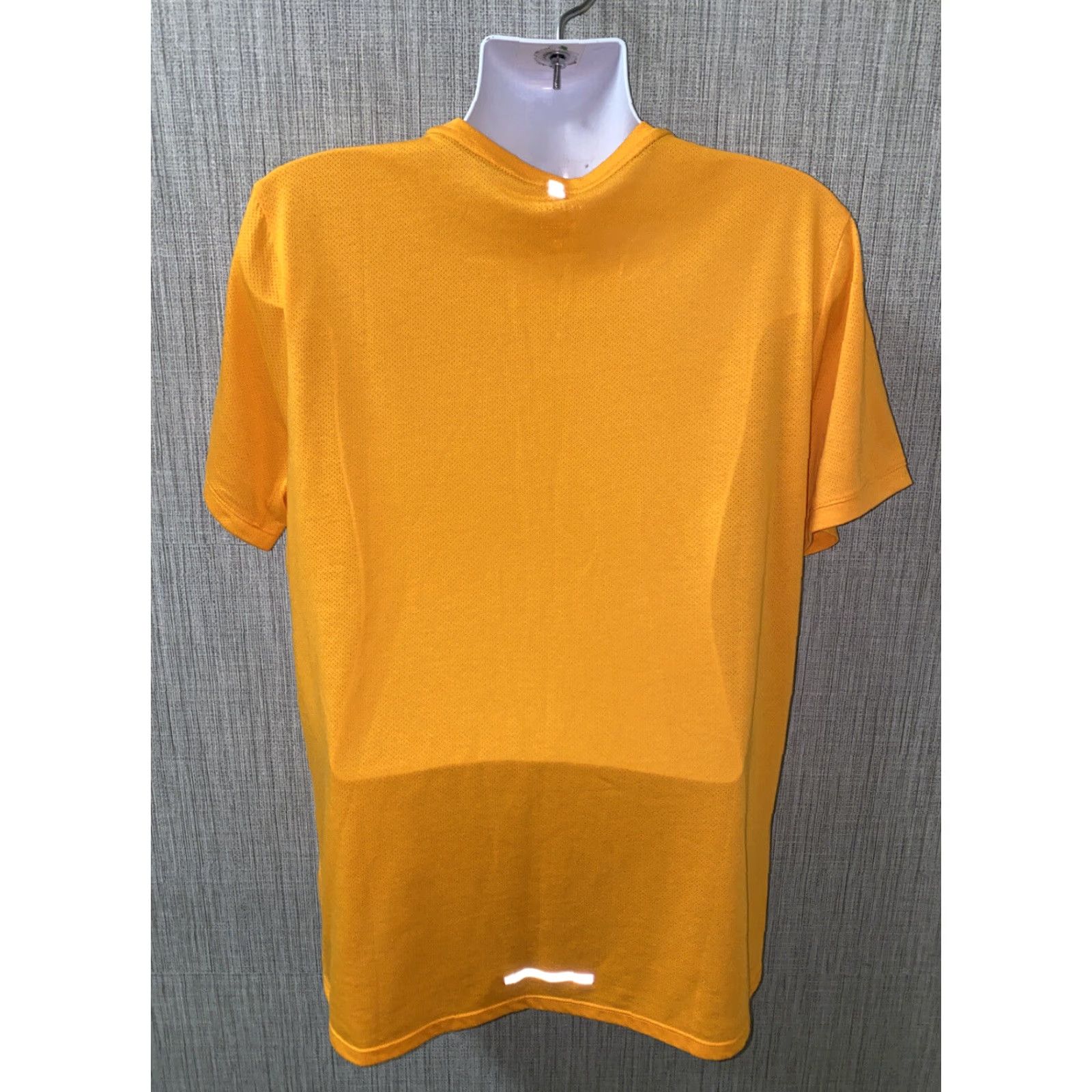 Nike Nike Mens T-Shirt Short Sleeve Orange Dri-Fit XL Size US XL / EU 56 / 4 - 3 Thumbnail