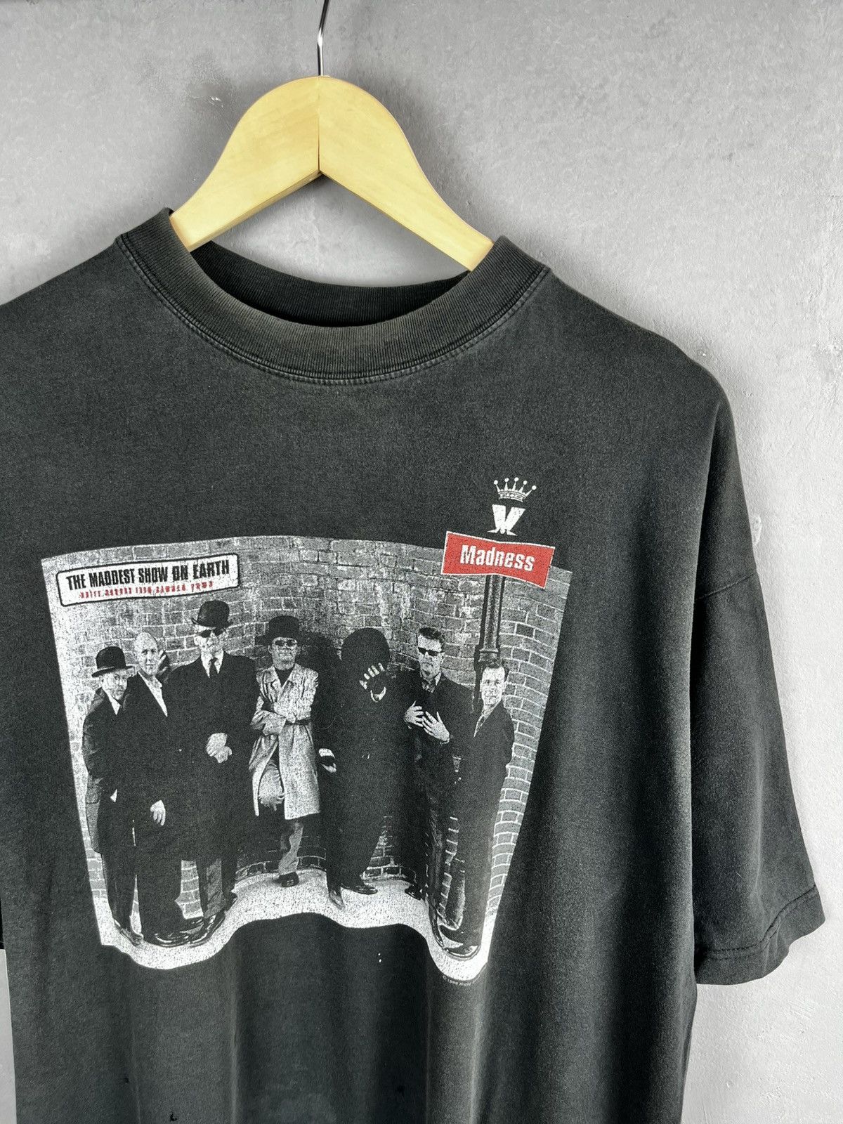 Band Tees Vintage 1999s Madness the Maddest Show on Earth Size US XL / EU 56 / 4 - 3 Thumbnail