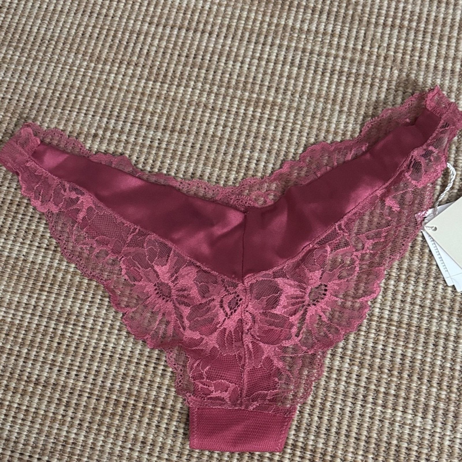 La Perla NWT La Perla Rose Lace Trim Panties Women's Size M Size ONE SIZE - 3 Thumbnail