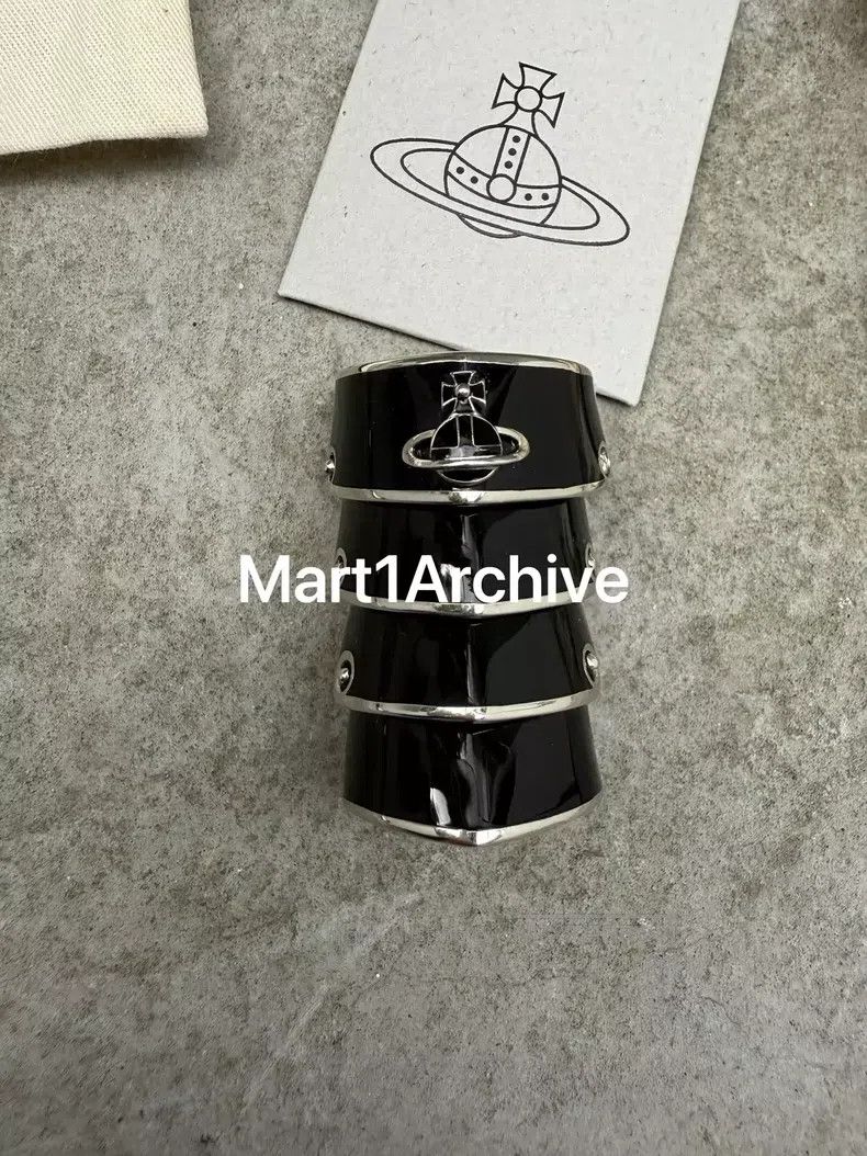 Vivienne Westwood Vivienne Westwood Black armor ceramic ring Size ONE SIZE - 1 Thumbnail