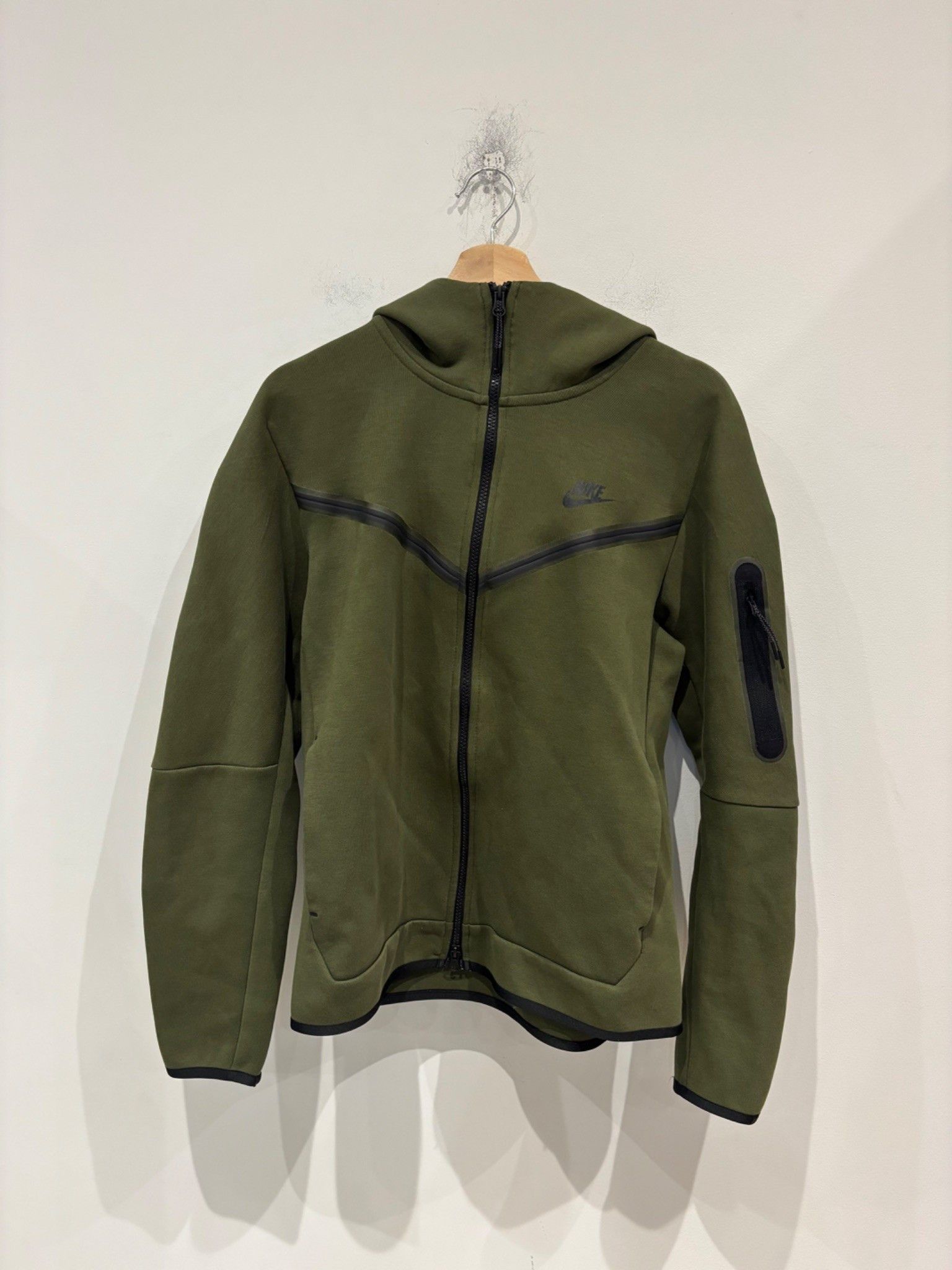 Nike Nike Tech Fleece Full-Zip Windrunner Hoodie Olive/Black Size US M / EU 48-50 / 2 - 1 Thumbnail