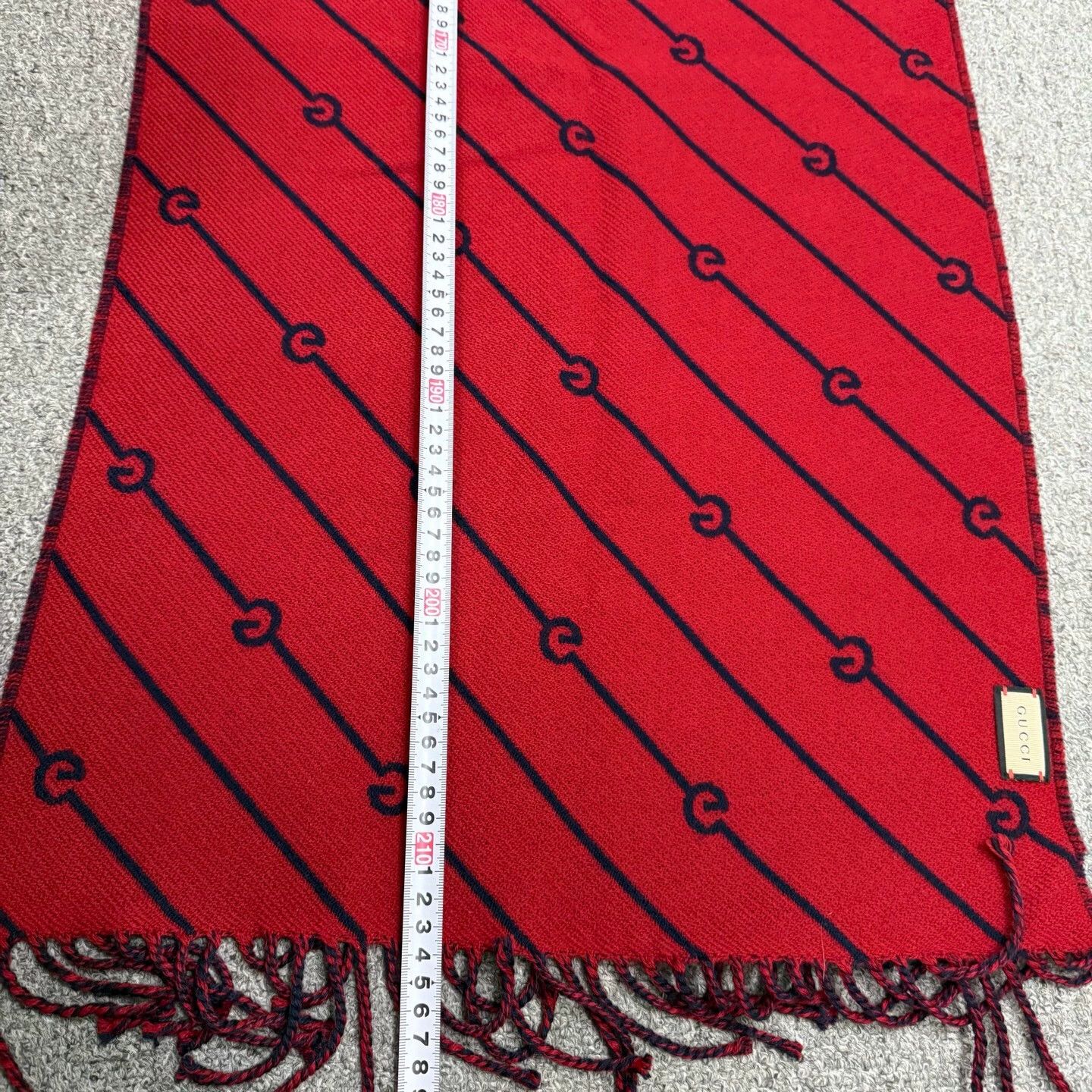 Gucci Gucci red blue reversible fringe scarf unused with tags Size ONE SIZE - 7 Thumbnail