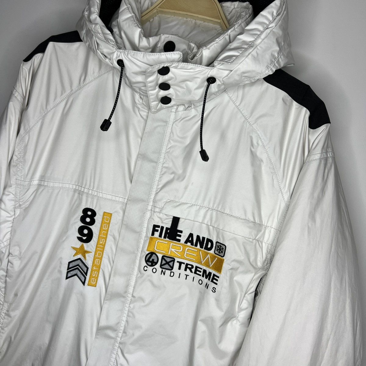 Bogner Bogner Gorpcore Style Ski Winter Jacket White Size US L / EU 52-54 / 3 - 4 Thumbnail