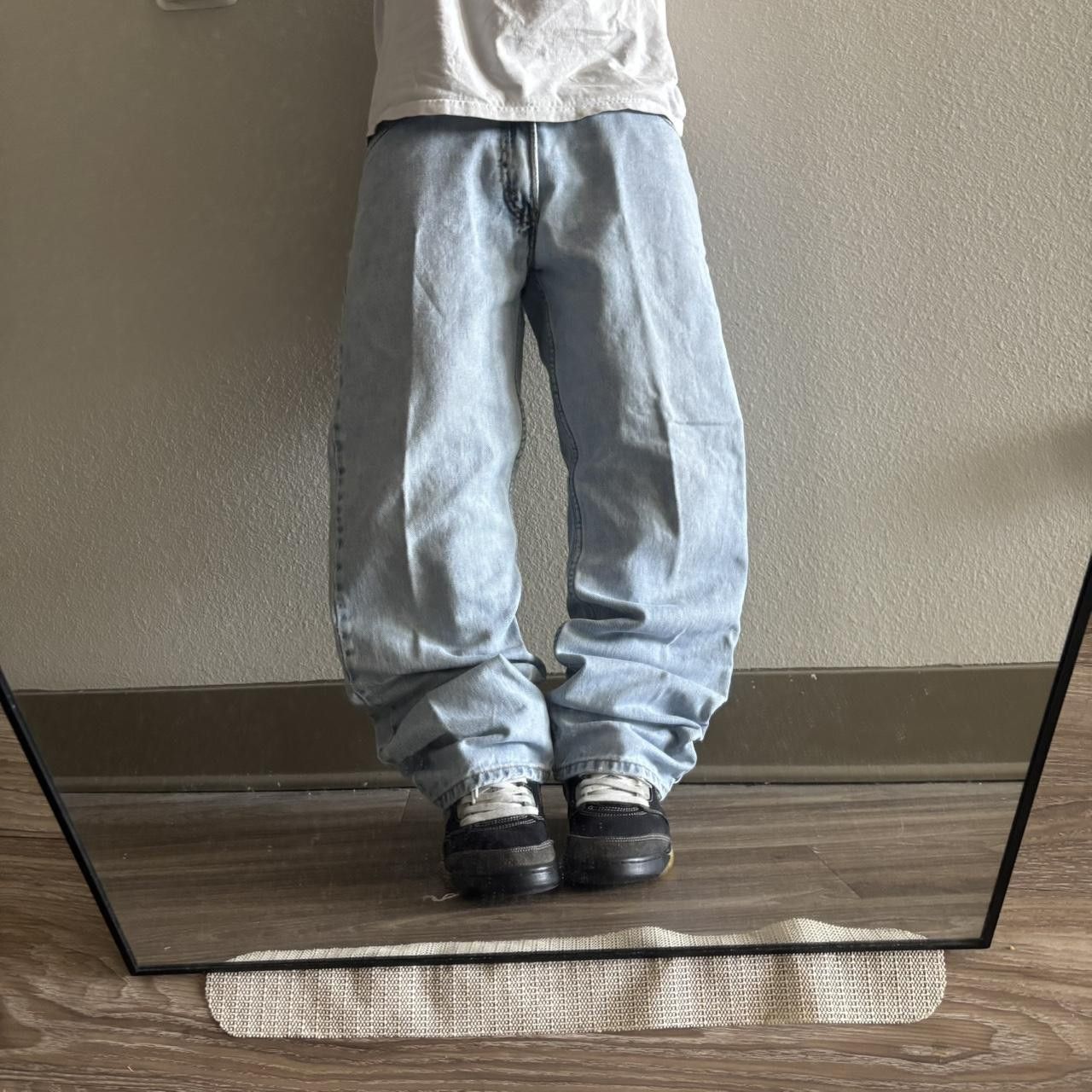 Levi's Crazy Vintage Y2K/2000s Light Wash Levis Essential Denim Jeans! 34x30 Size US 34 / EU 50 - 1 Thumbnail