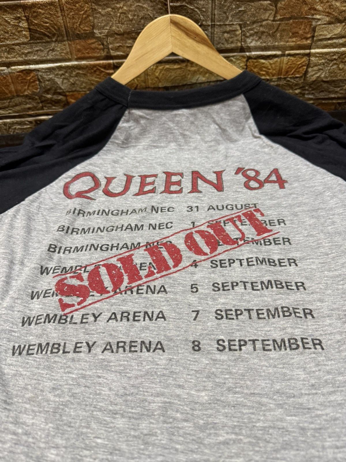 Vintage Vintage 1984 Queen Freddie Mercury Rare T-shirt Retro Size US S / EU 44-46 / 1 - 5 Thumbnail